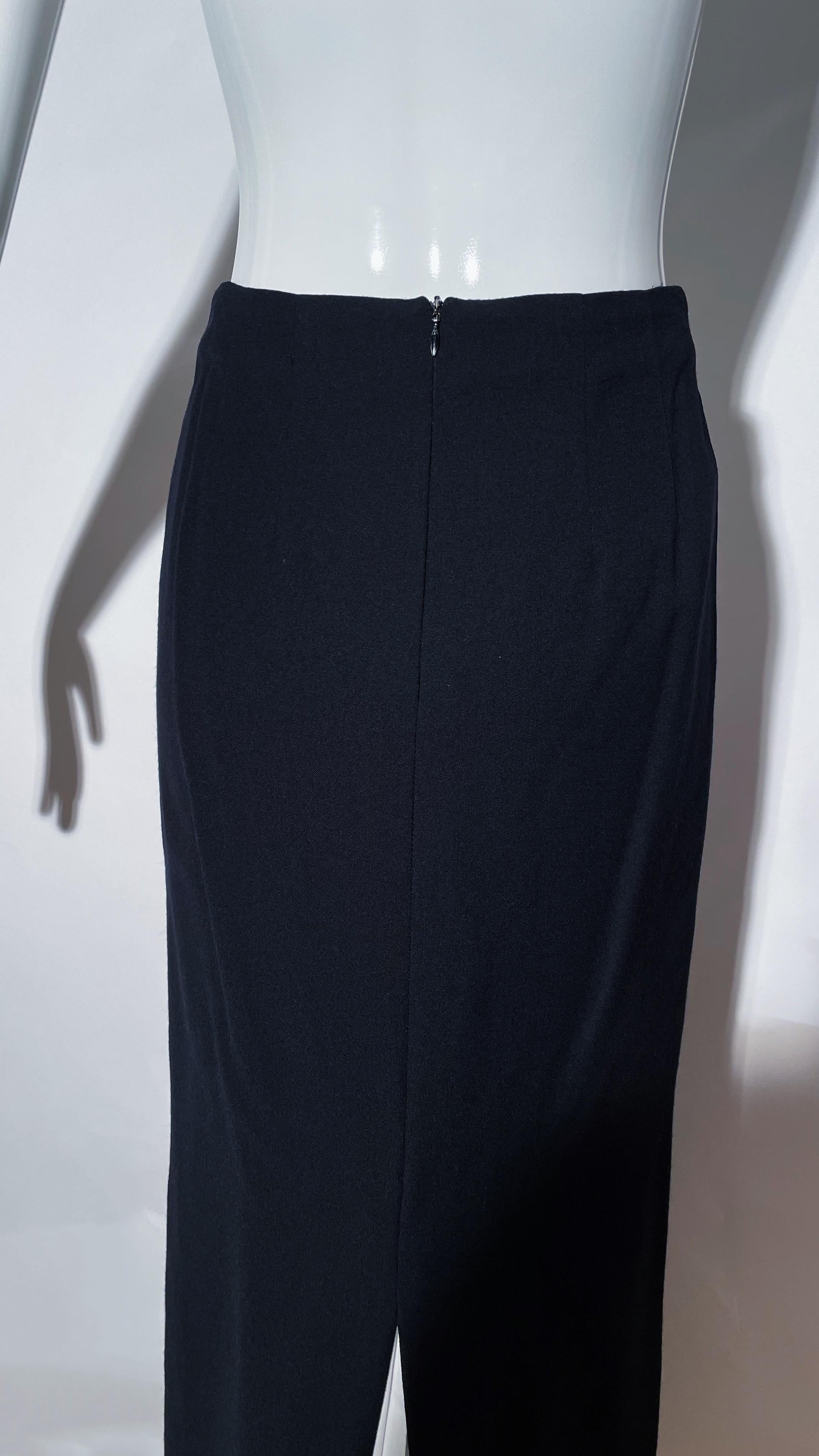 Dries Van Noten Skirt with Slip In Excellent Condition For Sale In Waterford, MI
