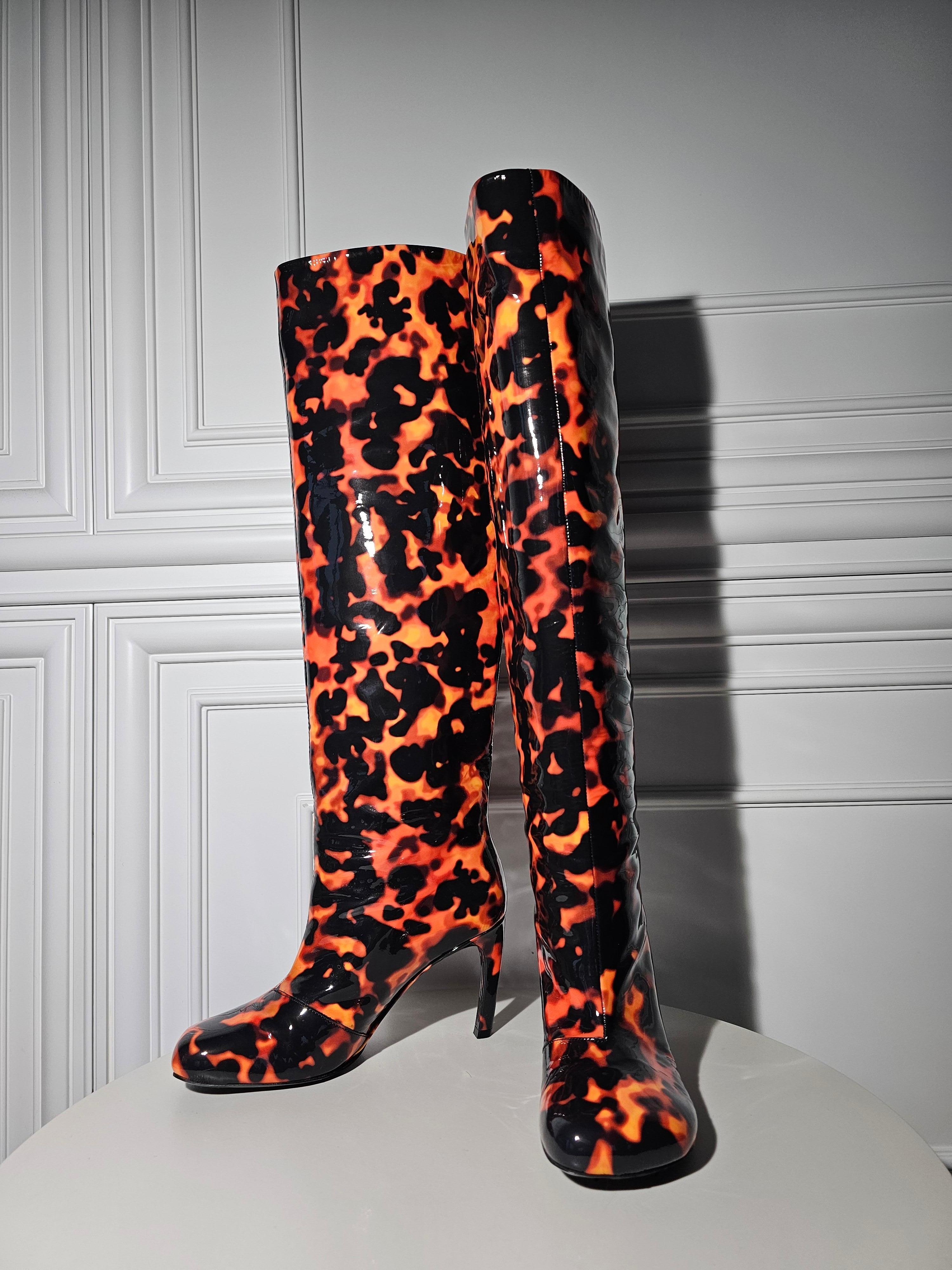 Dries Van Noten Tortoiseshell Printed Tall Boots Size 39 For Sale