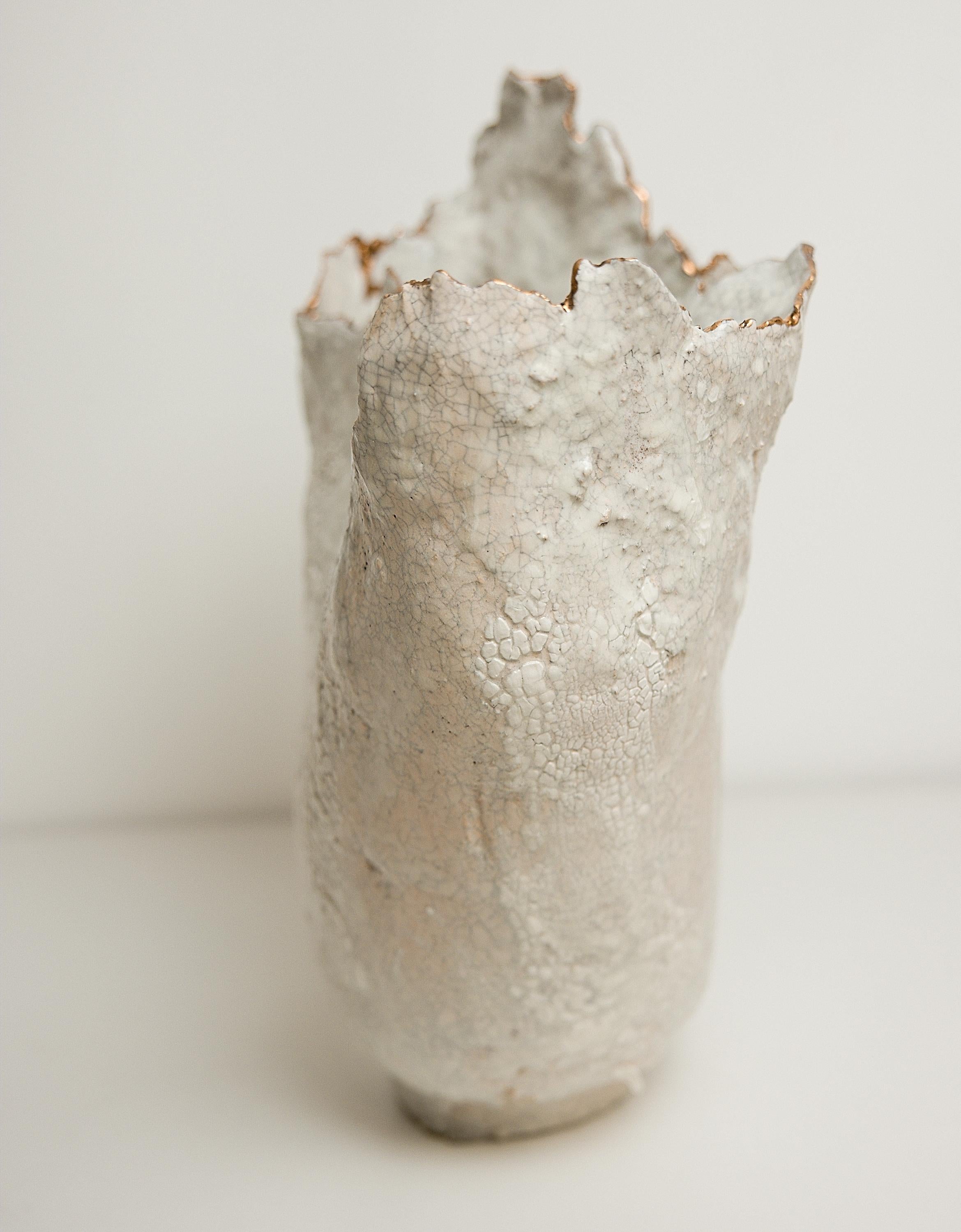 Drift  Crackle  White sculpture Open Narrow Vase with Gold Lustre rim For Sale 3