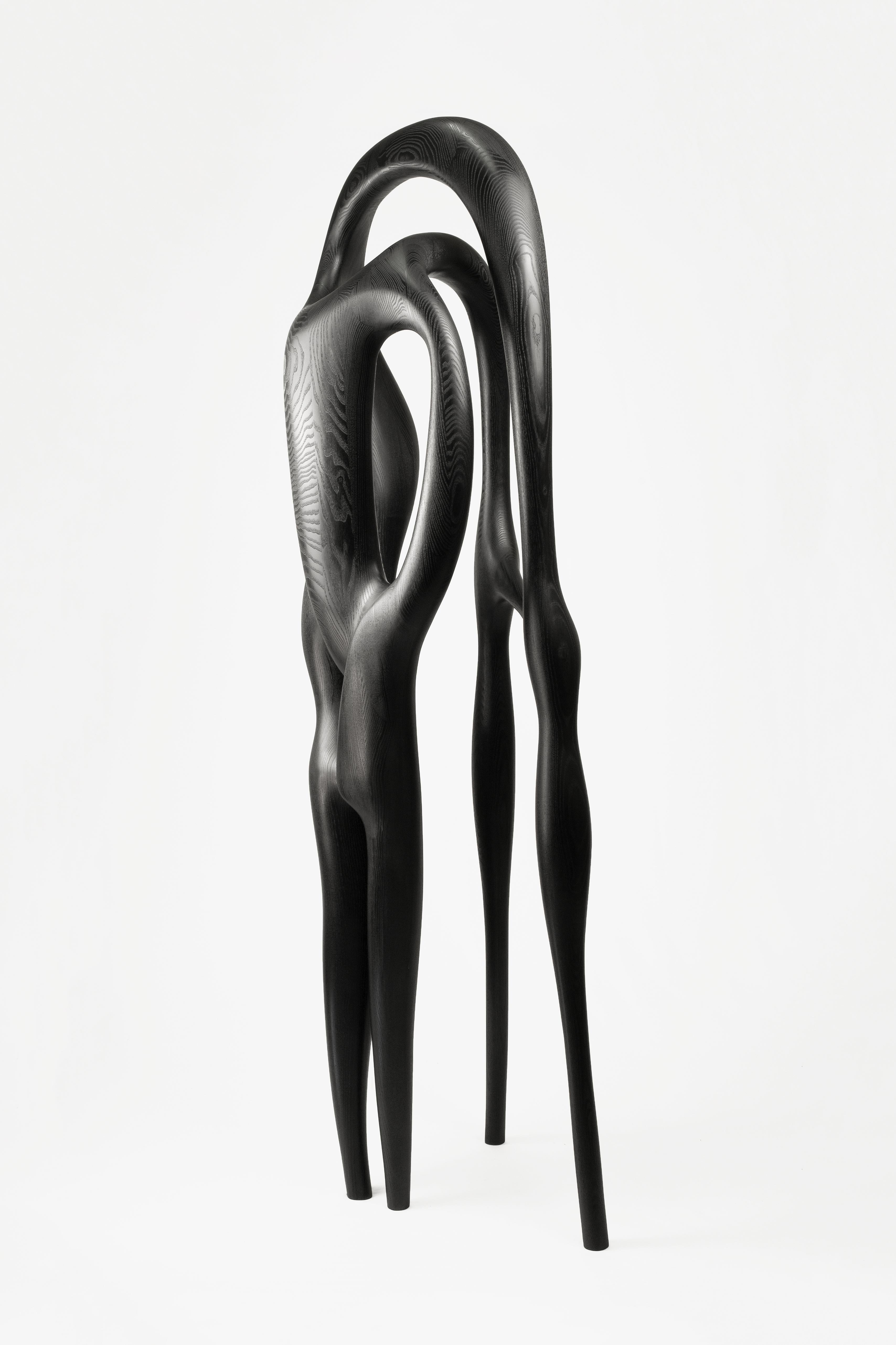 Legno di mare Scultura in frassino macchiato di nero n. 2 scolpita a mano e firmata da Maxime Goléo in vendita
