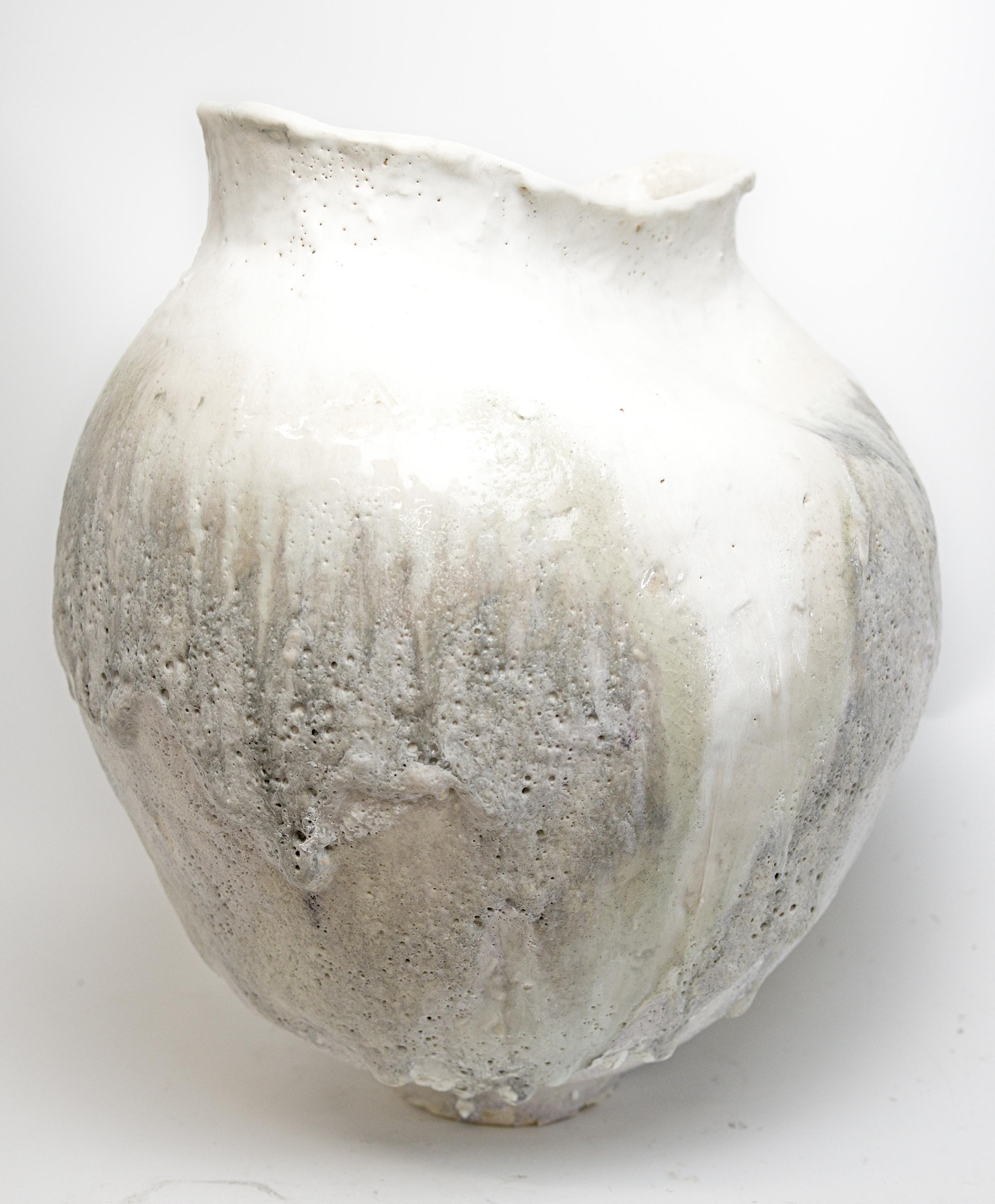 Drift White Moon Vase Handmade 2025 1