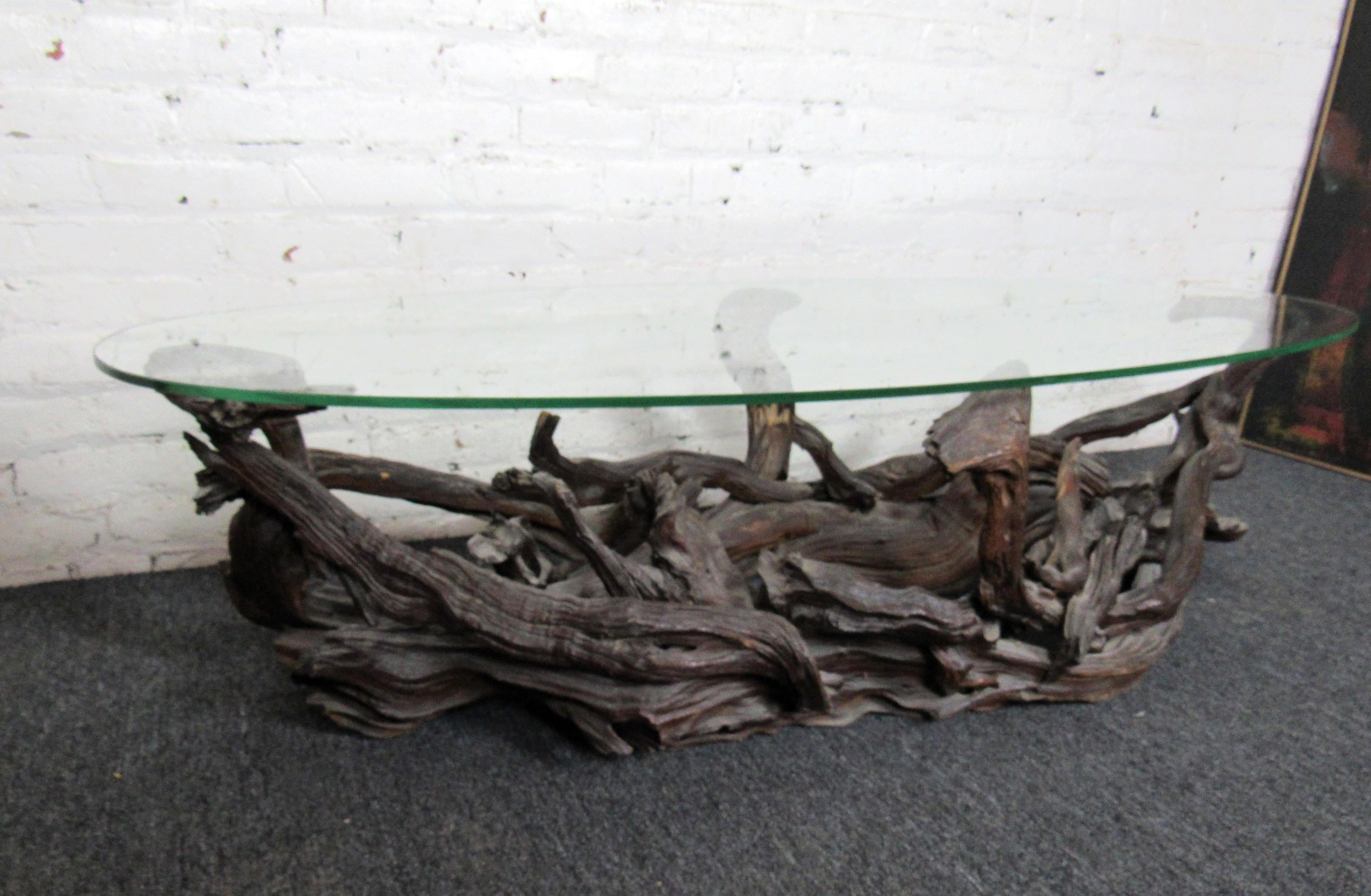Mid-Century Modern Table basse en bois flotté en vente