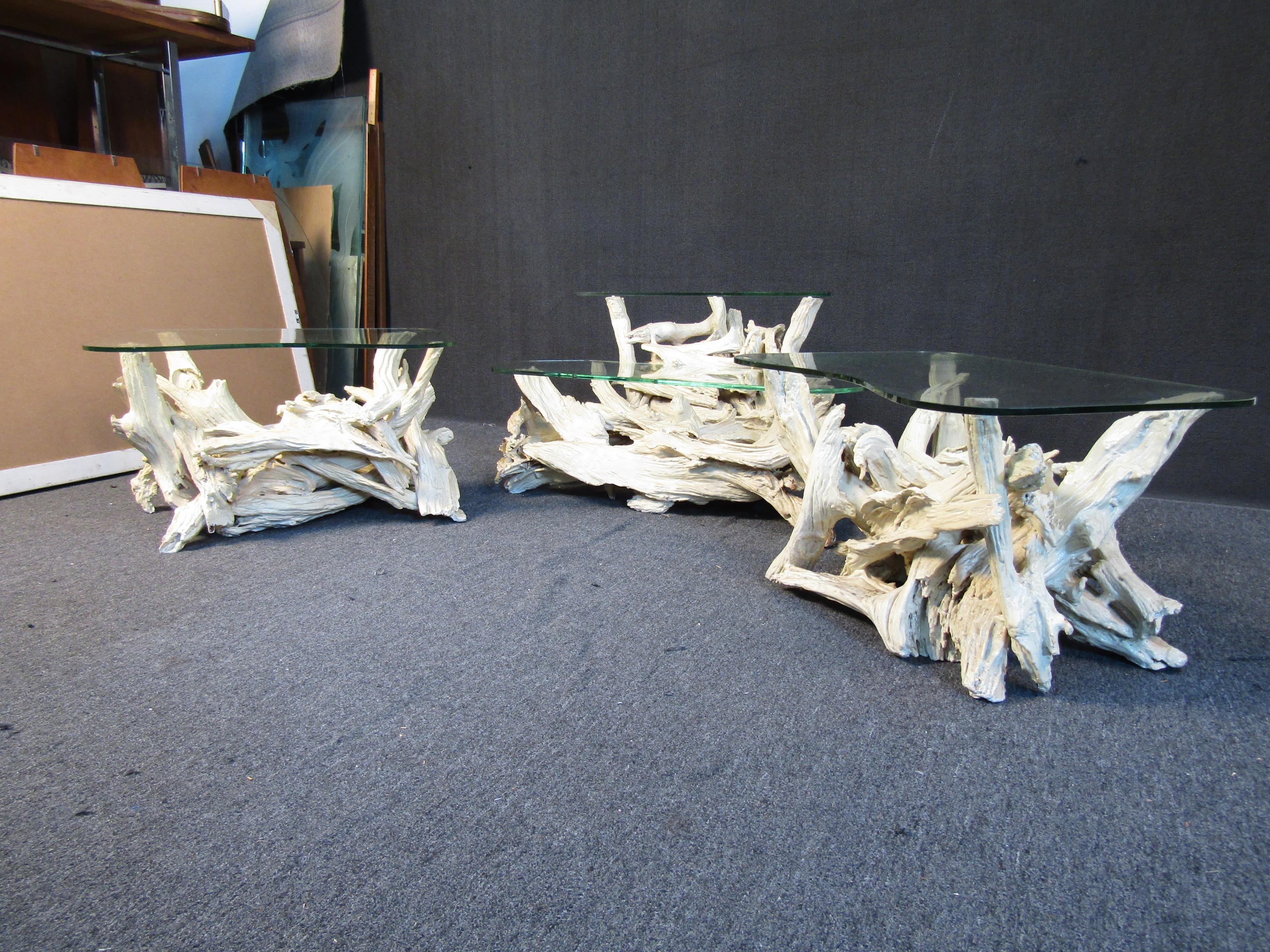20ième siècle Ensemble de tables basses et tables basses bois flotté en vente