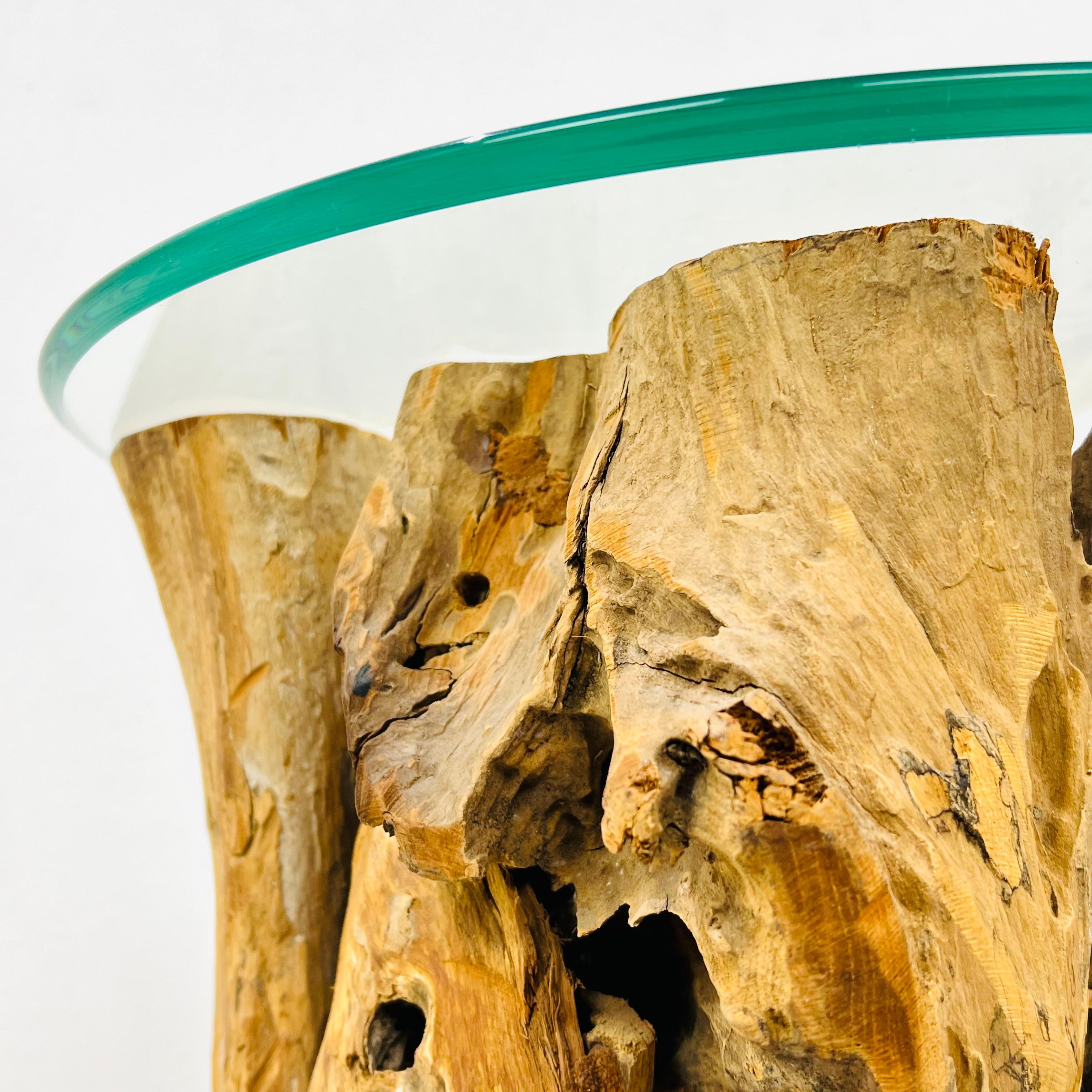 Guéridon en bois flotté avec plateau en verre en vente 7