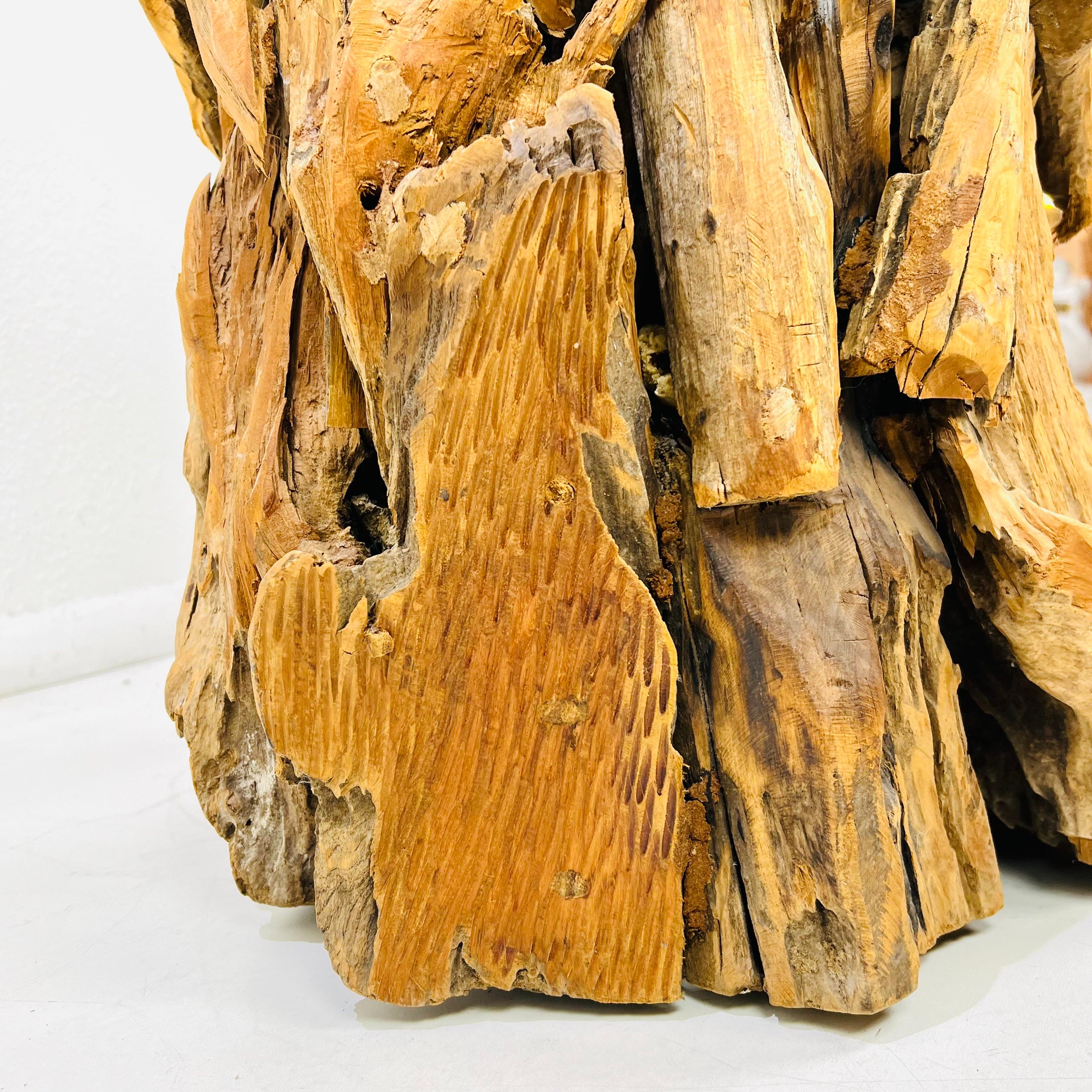 Guéridon en bois flotté avec plateau en verre en vente 3