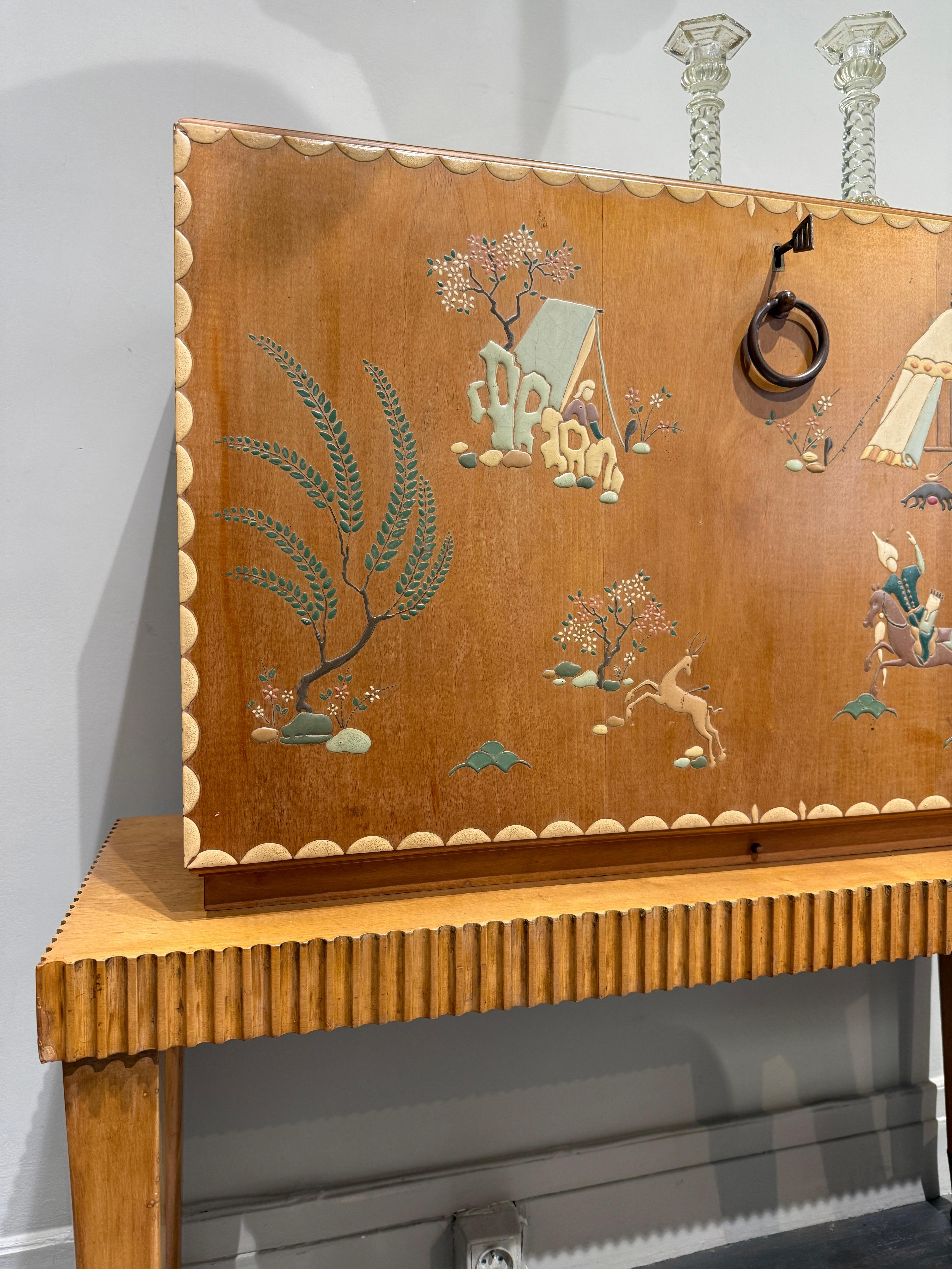 Mueble para bebidas atribuido a Paolo Buffa Italia 1950 mediados del siglo XX