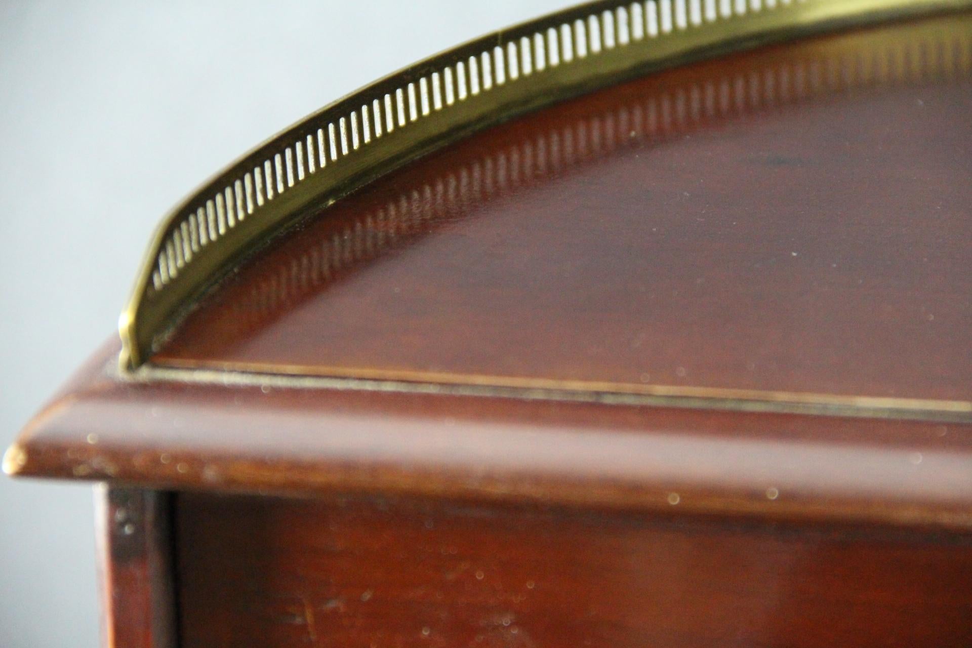 20th Century Drink Cabinet, Cocktail Bar, Dry Bar, Folding Bar, Bar Cart, Baccarat Crystal For Sale