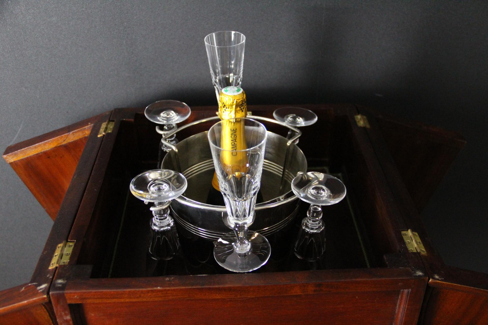 Drink Cabinet, Cocktail Bar, Dry Bar, Folding Bar, Champagne Bar , Bar Cart For Sale 2