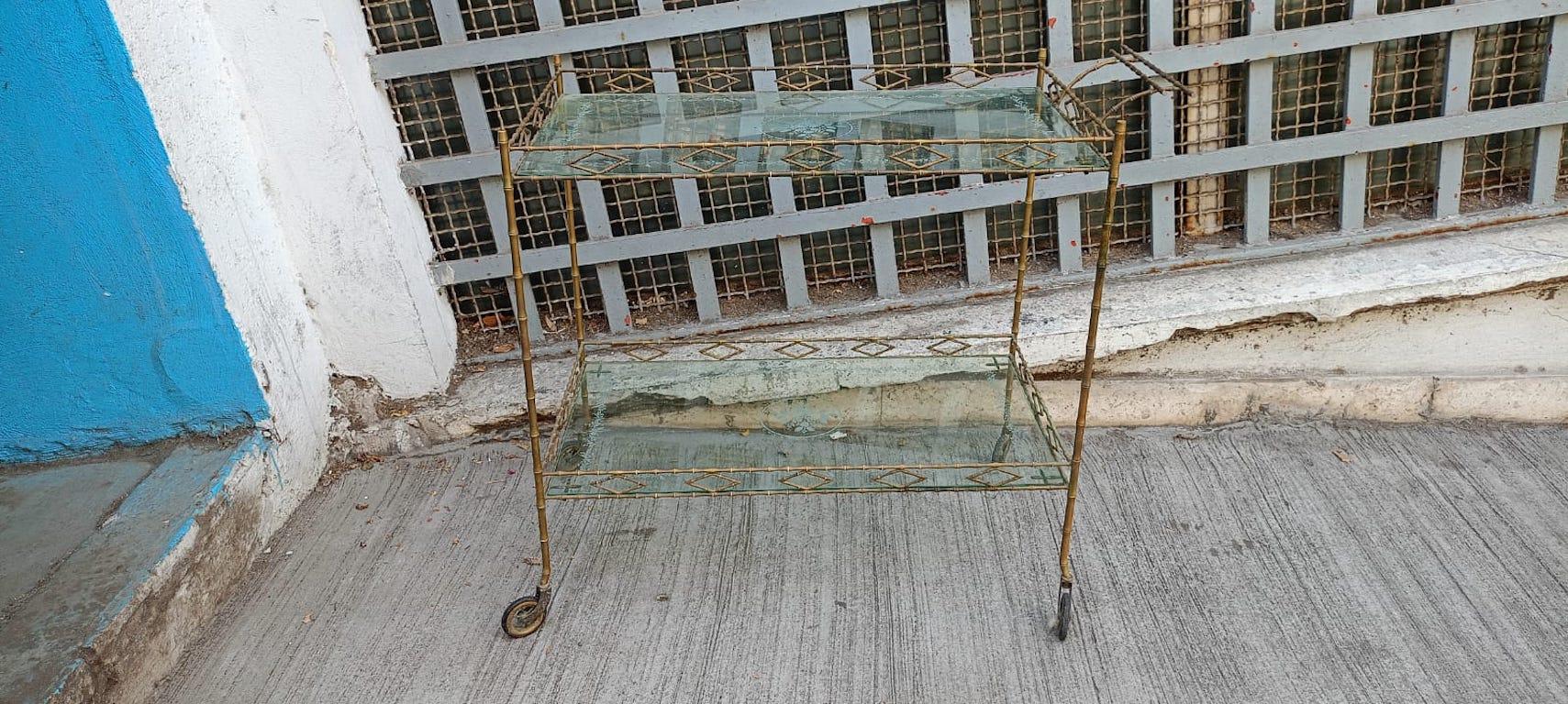 Chariot français des années 1950 en laiton de la Maison Bagues en vente 1