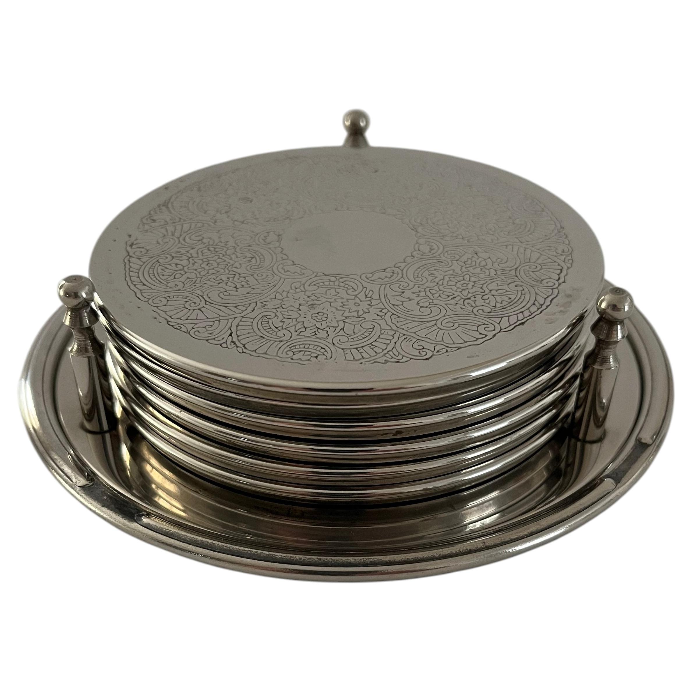 Lot de six dessous de verre et support à bouteille, plaqué argent, Falstaff UK