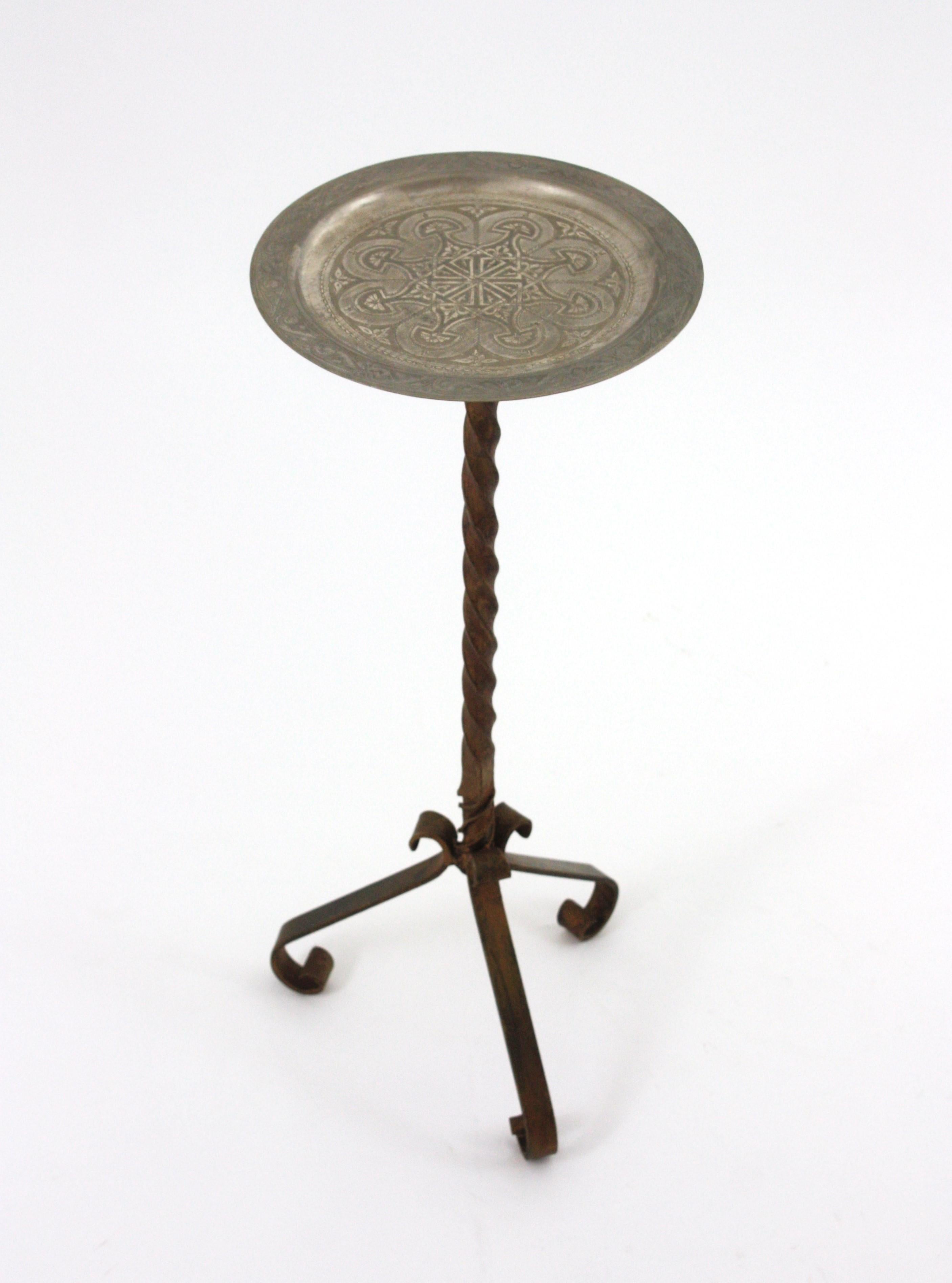 Mesa de Bebidas / Mesa Auxiliar / Gueridón de Hierro Dorado con Tapa de Metal, España Años 50 en venta 1