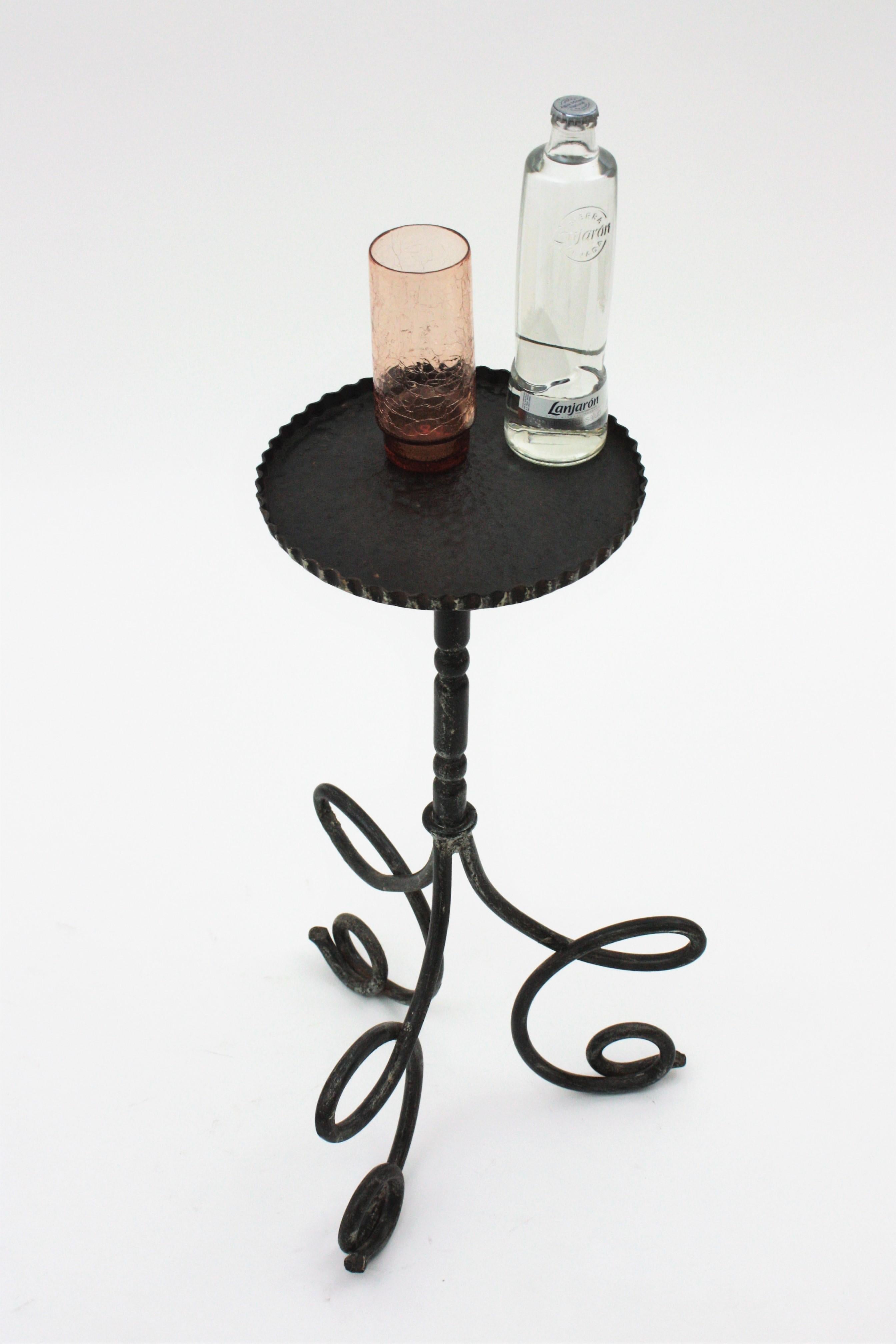 Drinks Table / Side Table / Martini Table by Ferro Art, Wrought Iron In Good Condition In Barcelona, ES