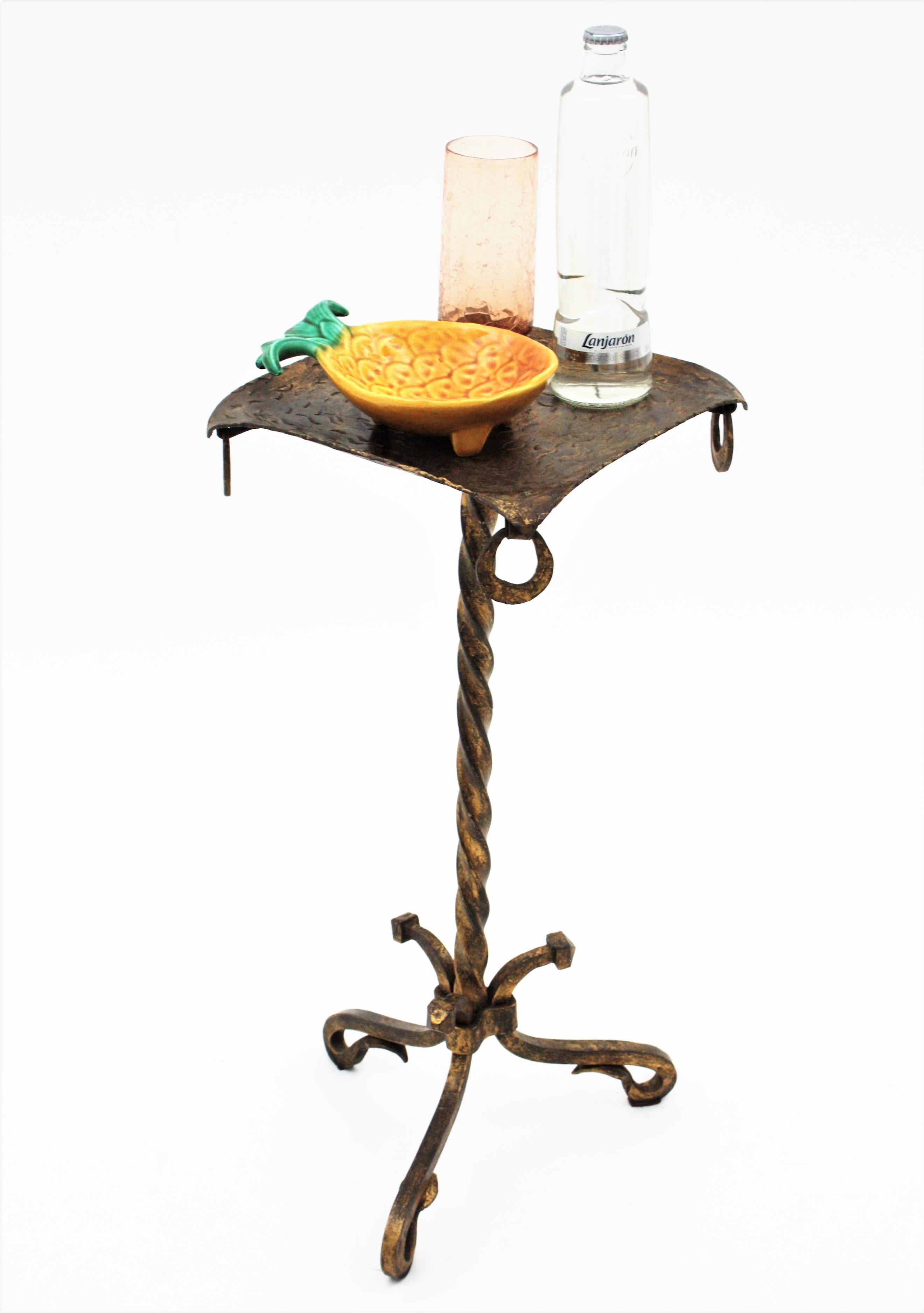 Drinks Table / Side Table / Martini Table in Gilt Wrought Iron 4