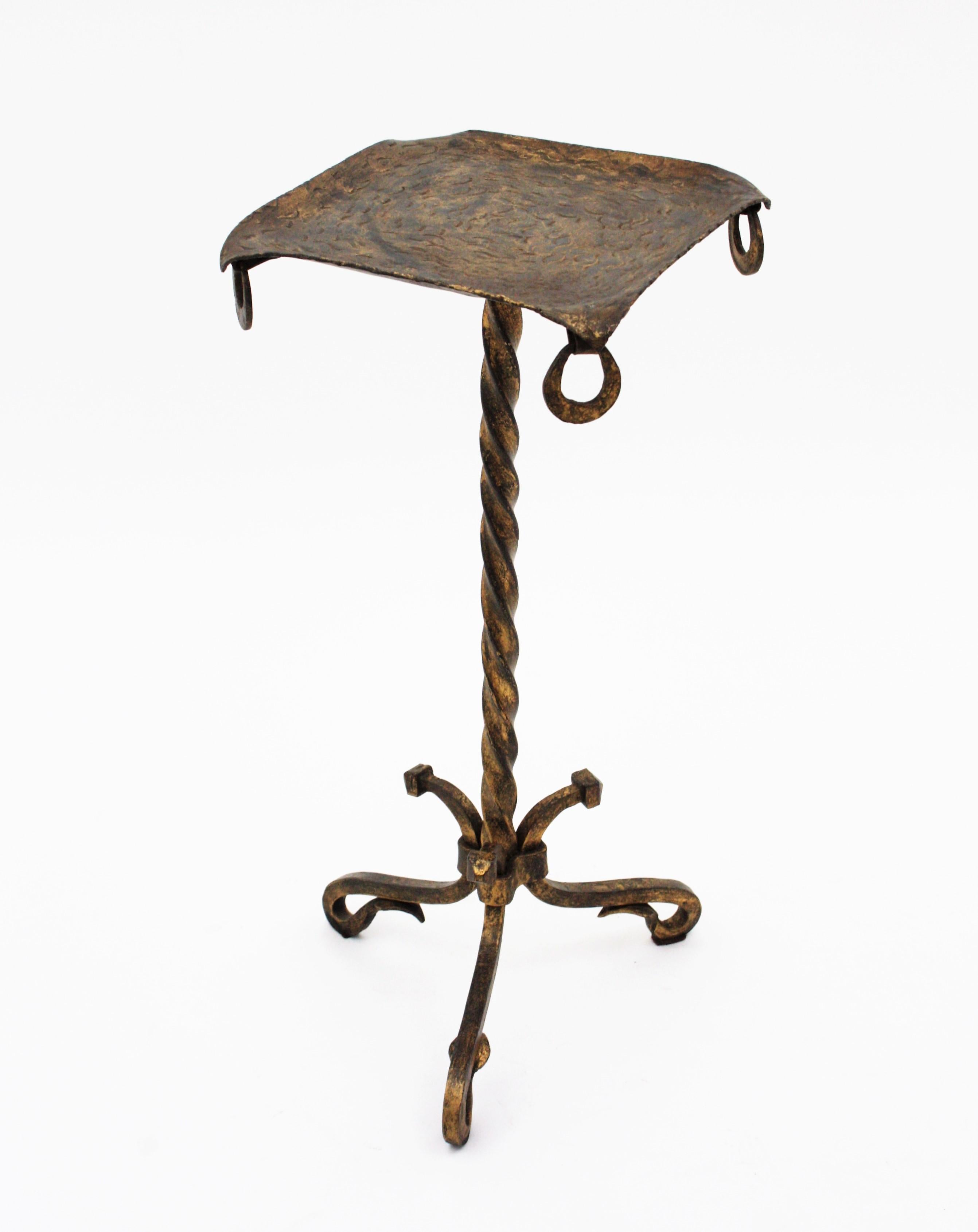 Drinks Table / Side Table / Martini Table in Gilt Wrought Iron 5