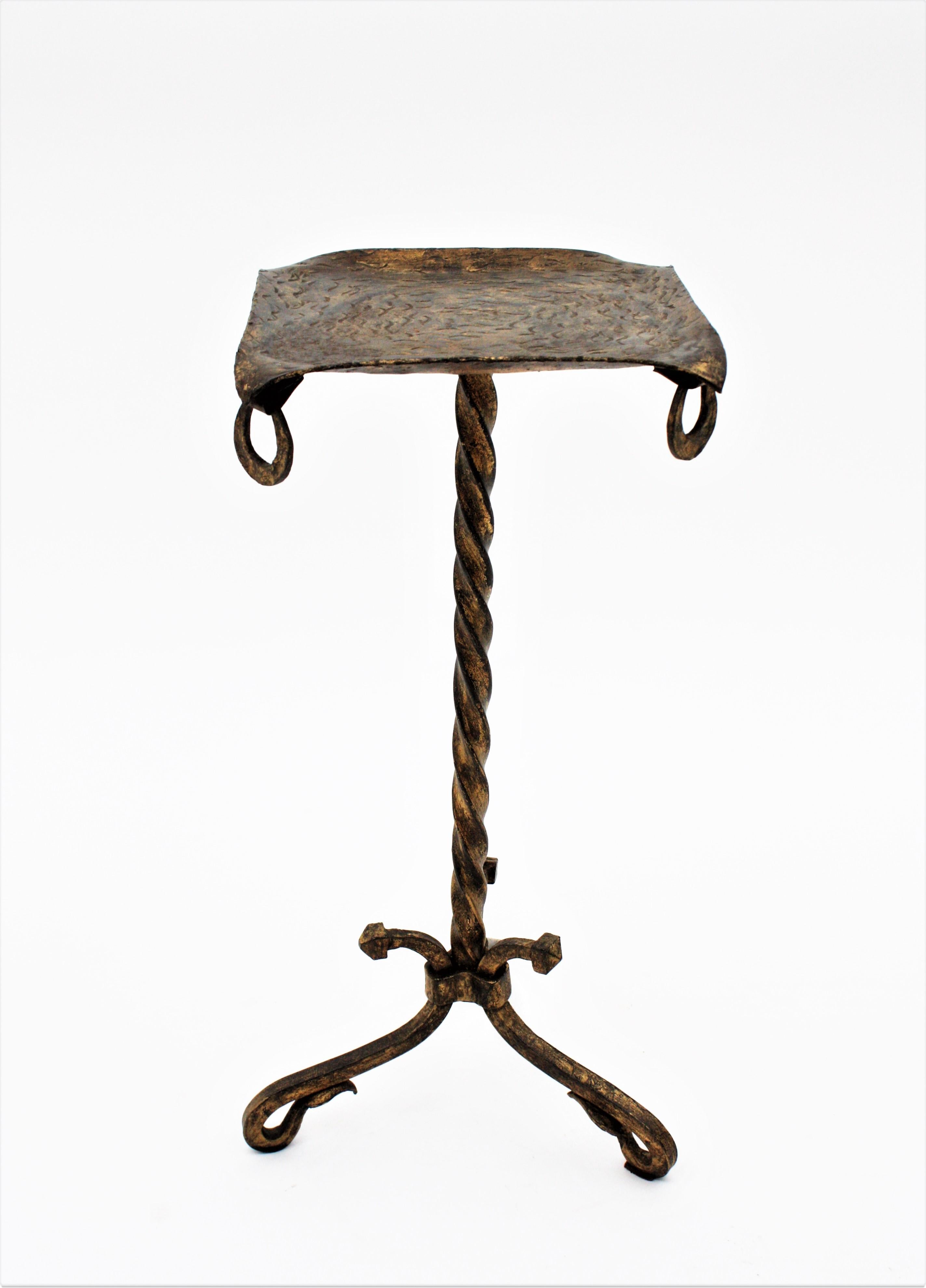Drinks Table / Side Table / Martini Table in Gilt Wrought Iron 7