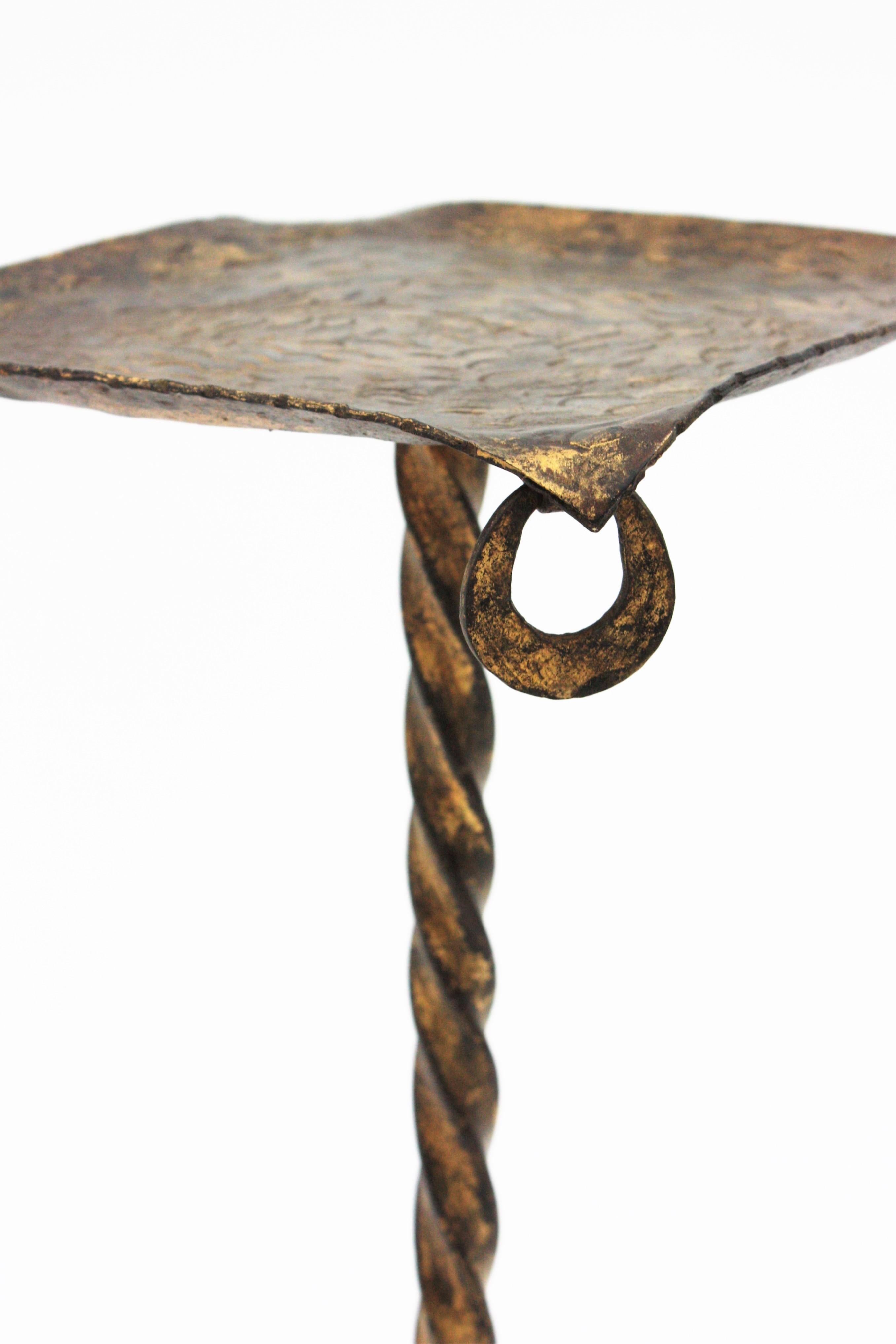 Drinks Table / Side Table / Martini Table in Gilt Wrought Iron 9