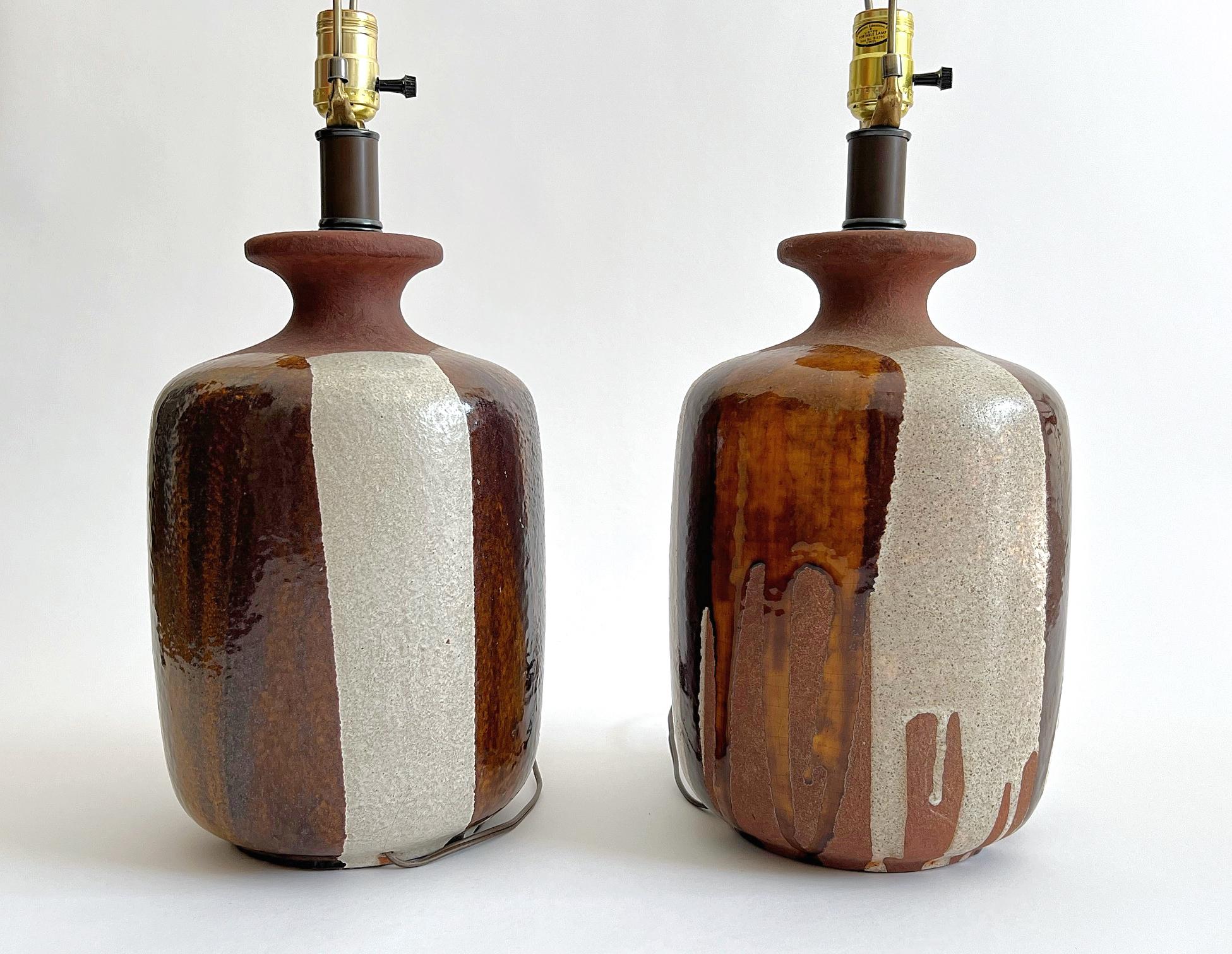 Lámparas de cerámica vidriada, años 60, estilo David Cressey Moderno de mediados de siglo en venta