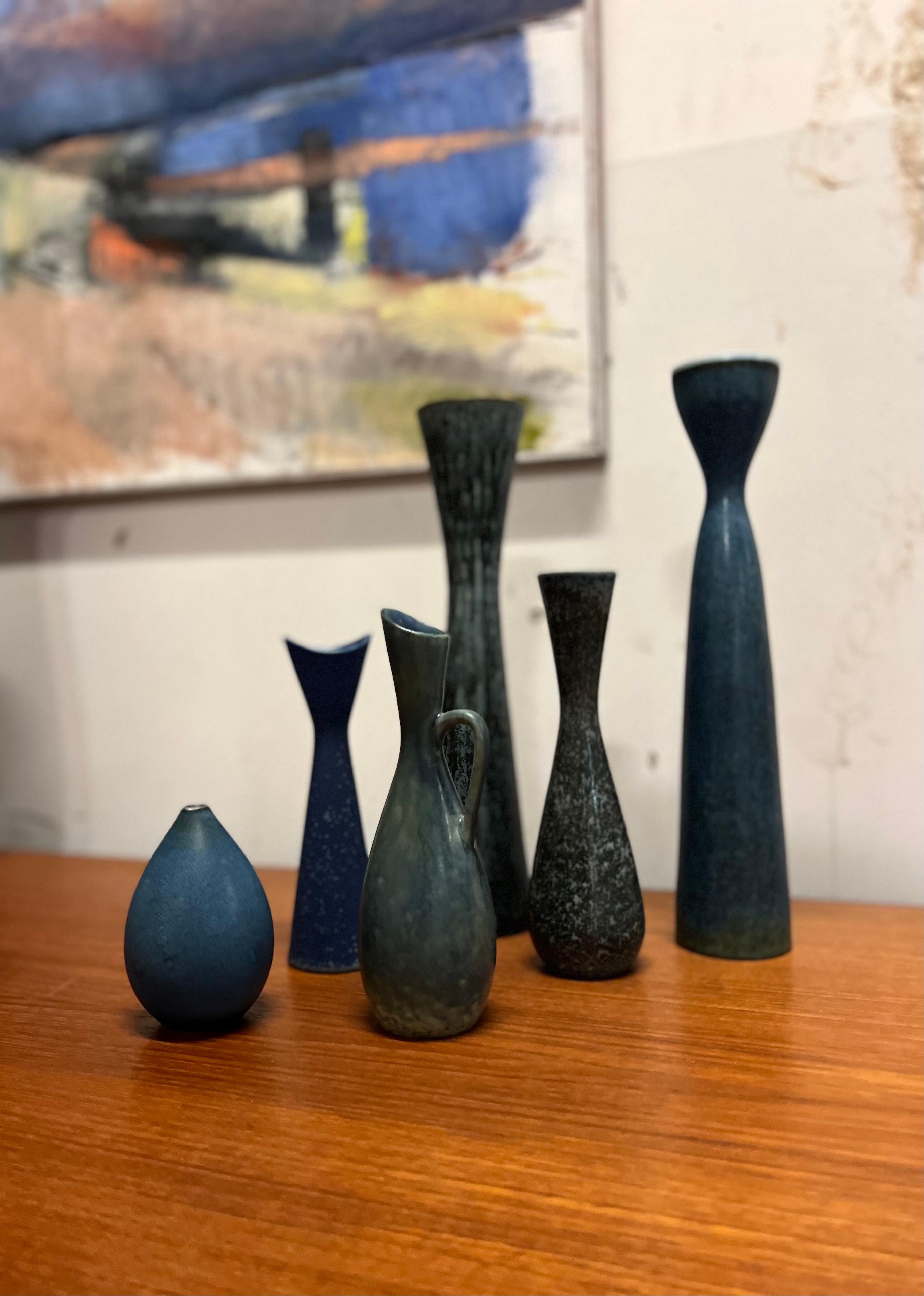 Swedish Drip-Shaped Vase, Carl-Harry Stålhane Rörstrand, Midcentury Blue Stoneware For Sale
