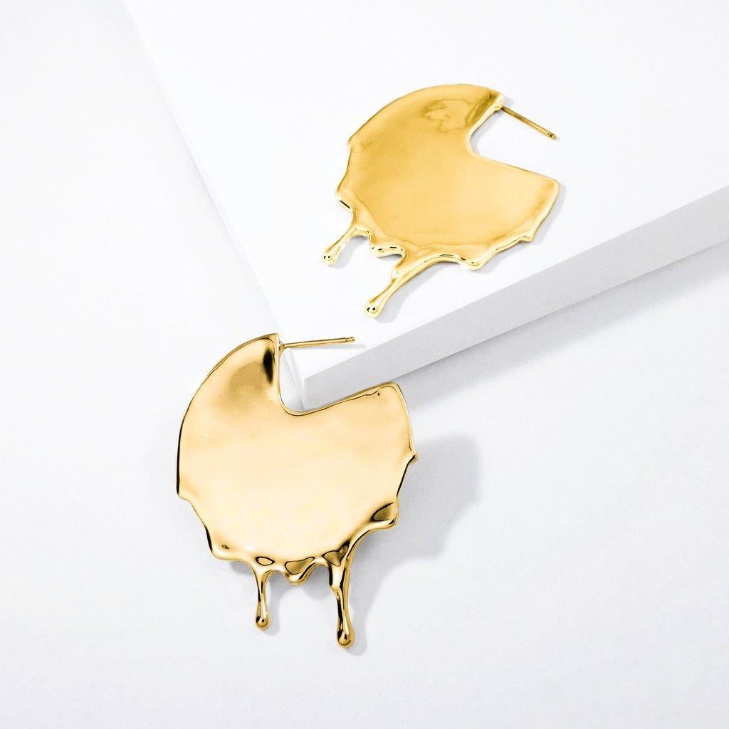Dripping 24k Gold Vermeil Disc Earrings

Premium Quality Materials:
• 24k Gold Vermeil: Made in 925 Sterling Silver and coated with a thick layer of 24k Yellow Gold to 2.5 Microns thickness
• Sold as a Pair with Butterfly and Hypoallergenic Silicone