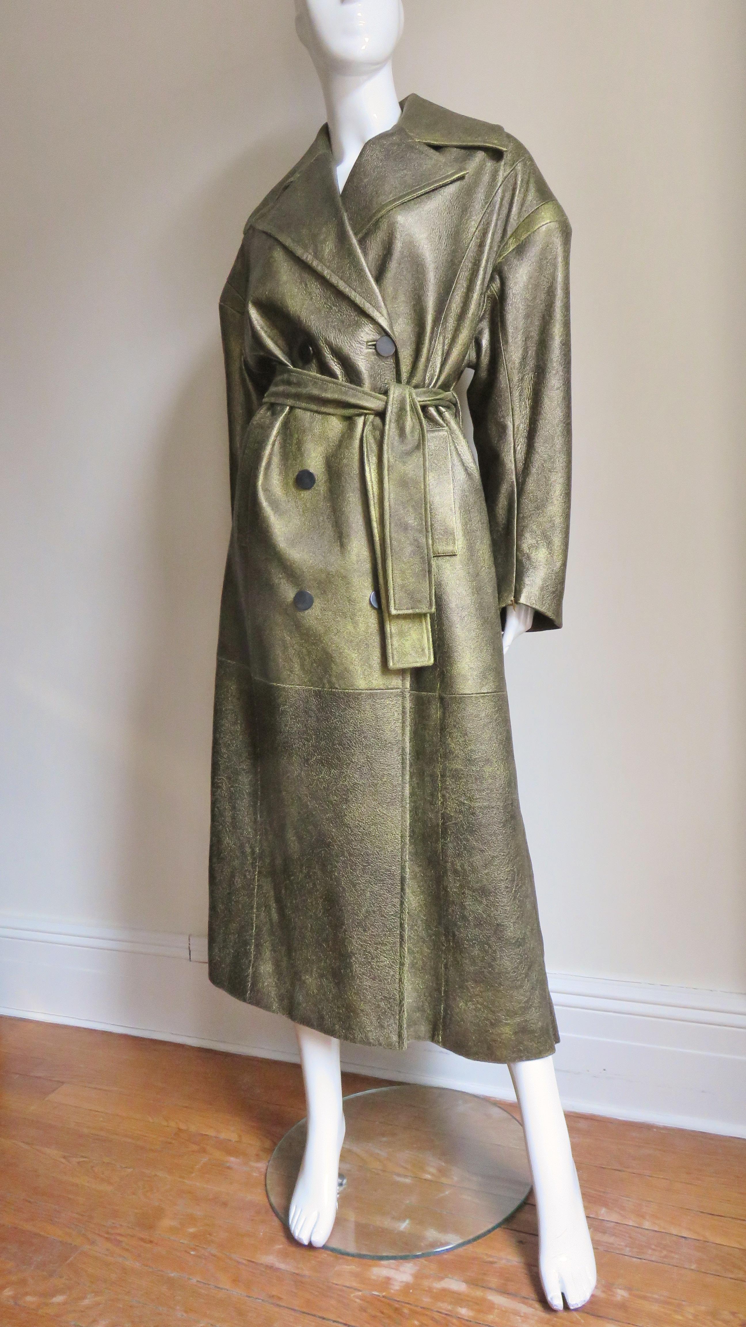 Drome New Oversized Gold Leather Belted Trench Coat For Sale 3