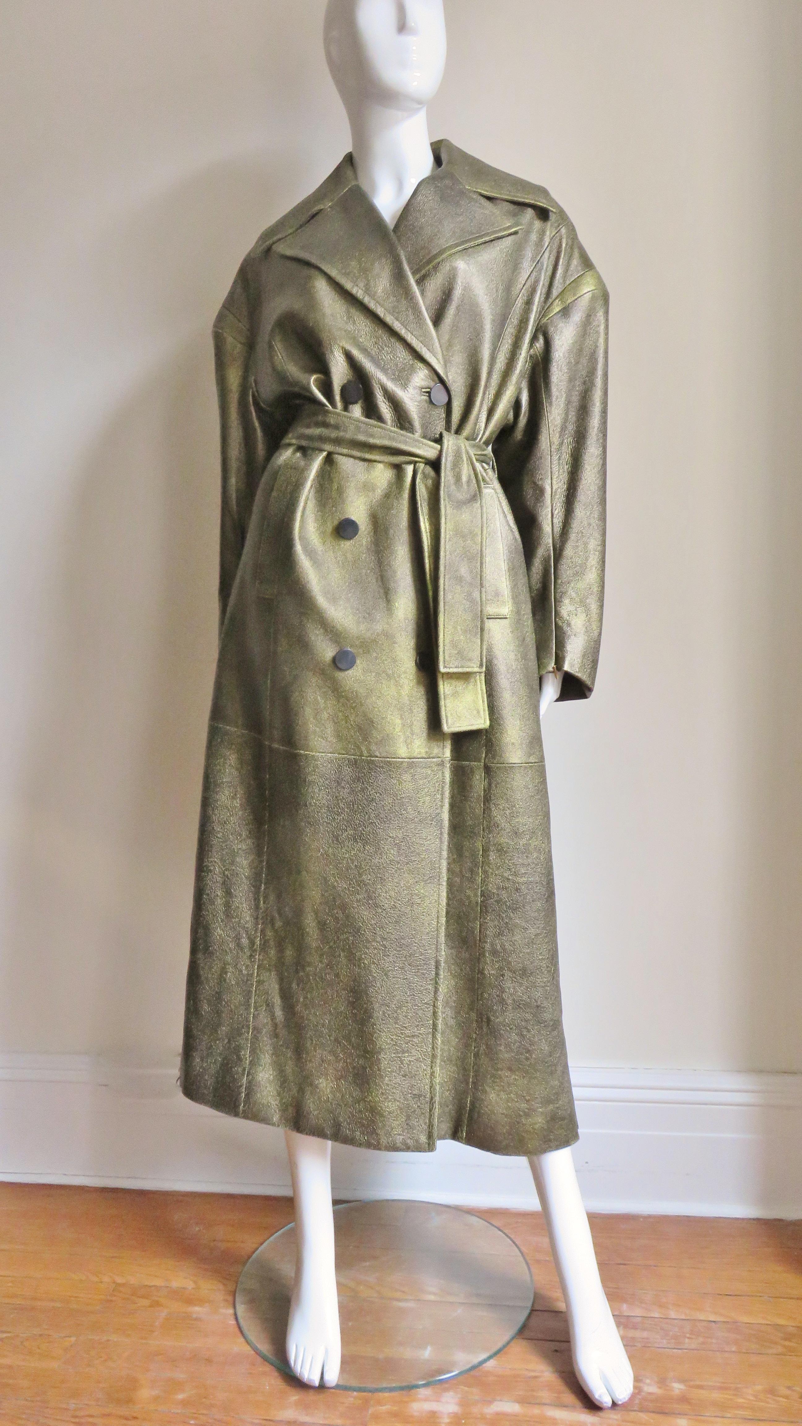 Drome New Oversized Gold Leather Belted Trench Coat For Sale 5