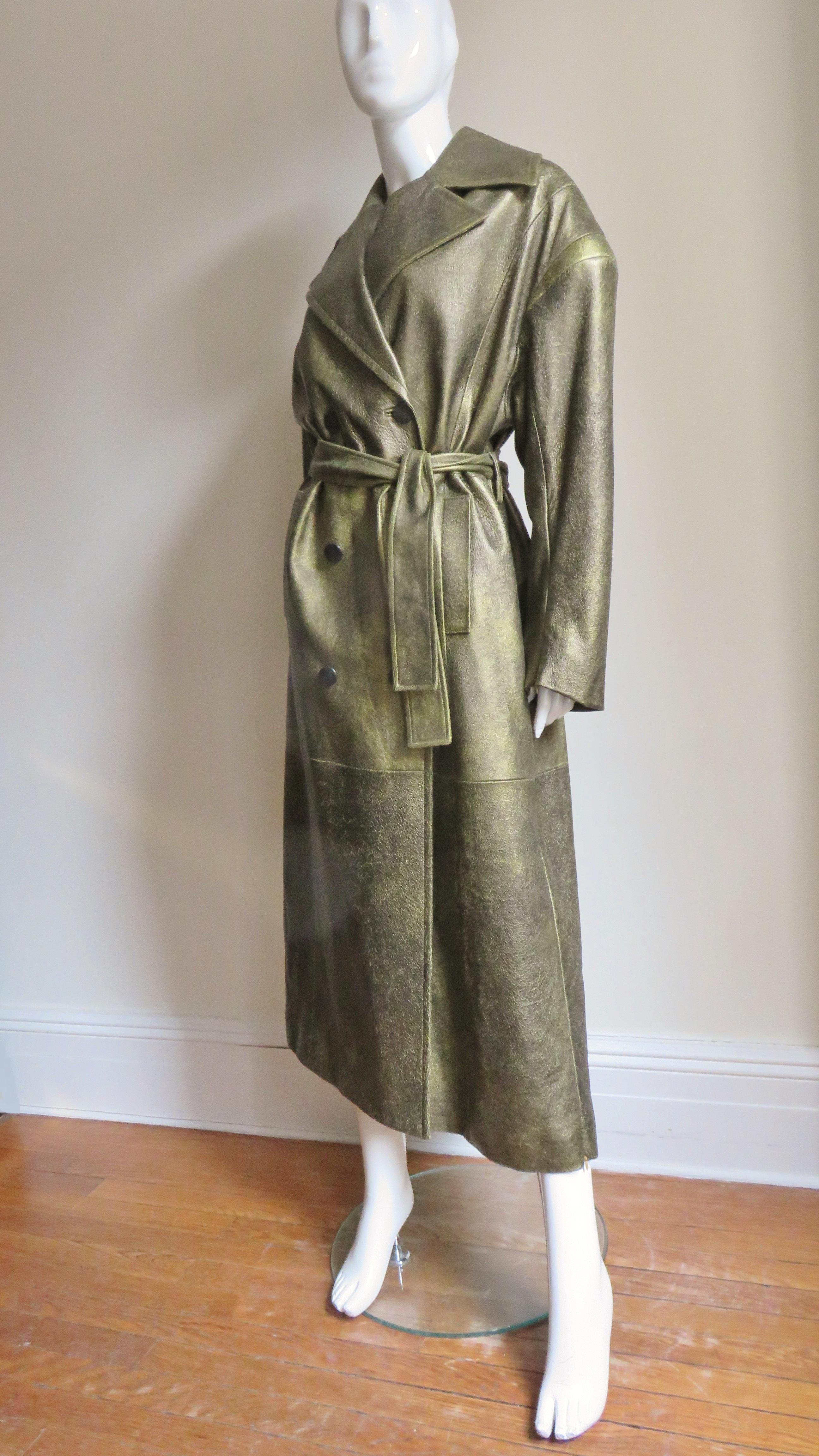 Drome New Oversized Gold Leather Belted Trench Coat For Sale 6
