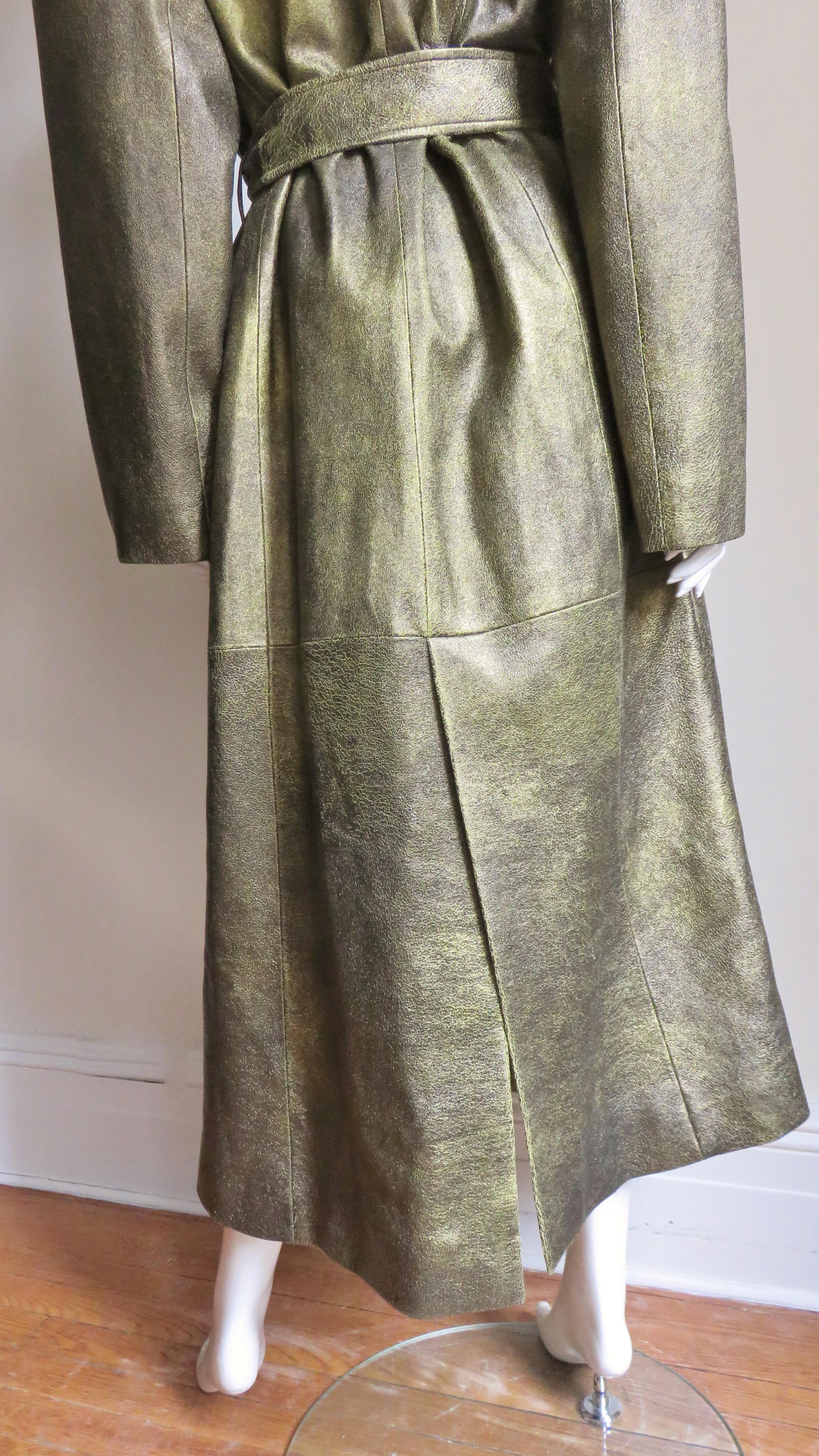 Drome New Oversized Gold Leather Belted Trench Coat For Sale 10