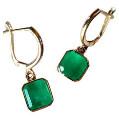 Drop 4.90 Carat Natural Colombian Emerald Earrings 18 Karat