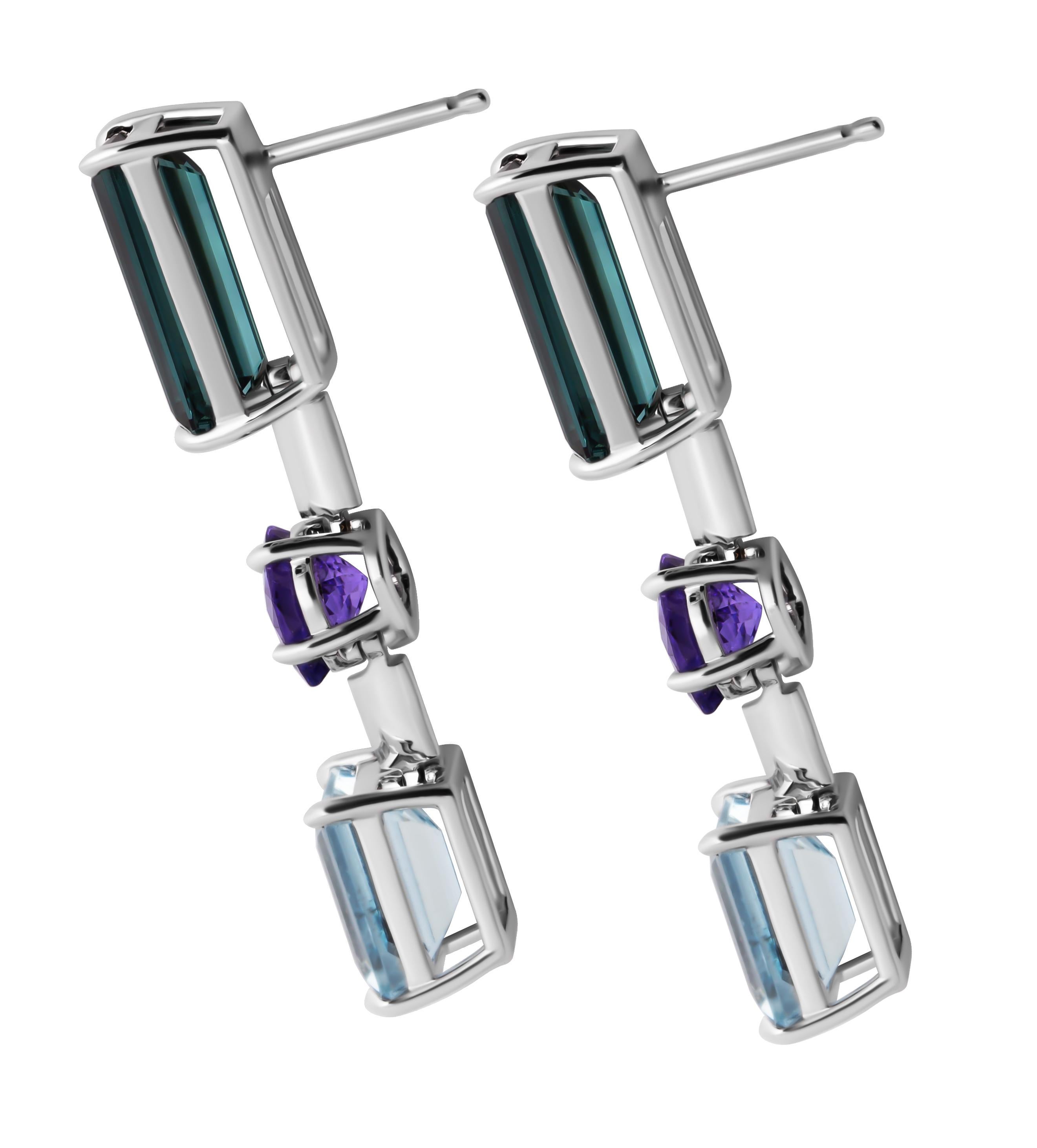 Moderno Orecchini Aqua a goccia con tormalina, tanzanite e acquamarina in vendita