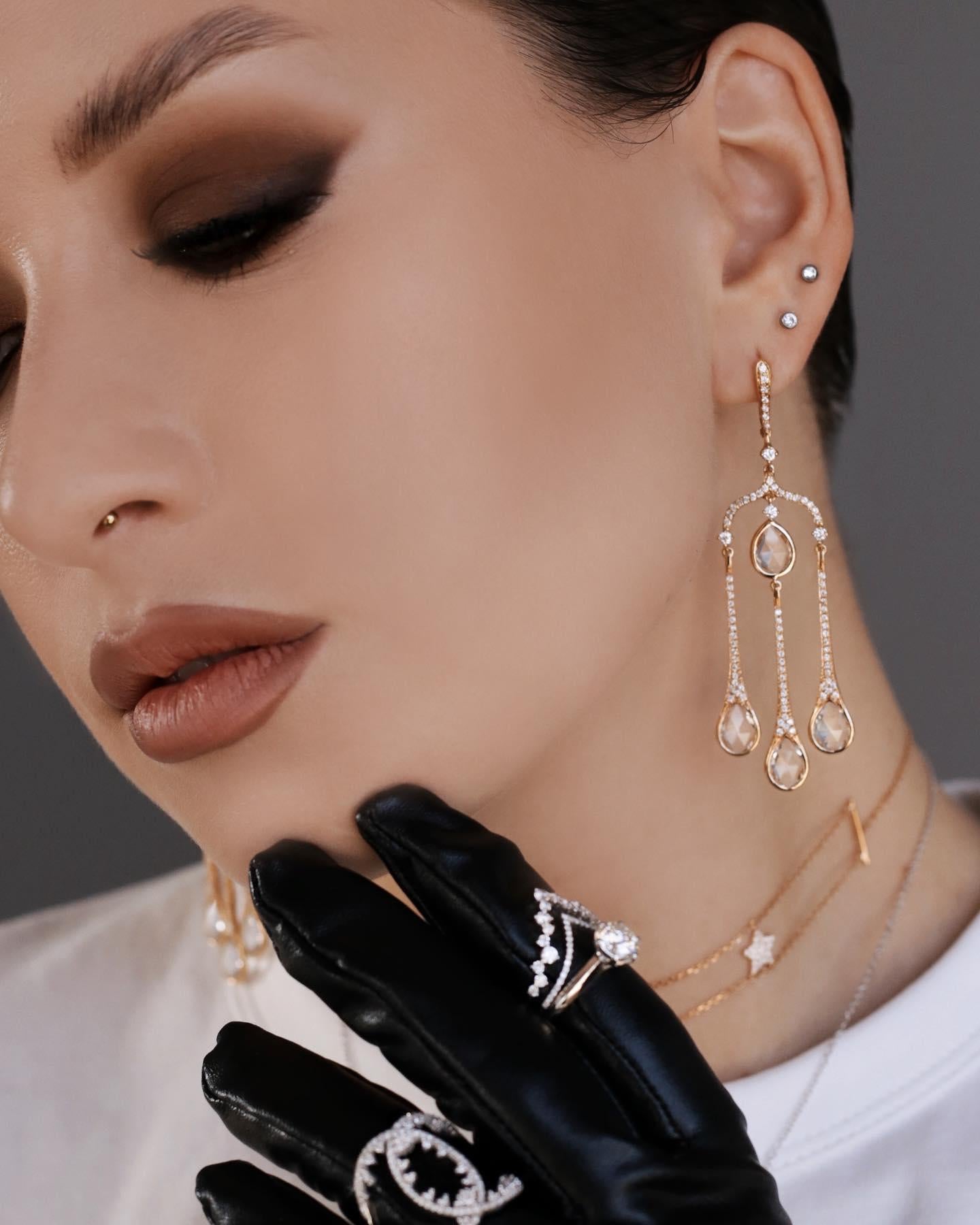 Brilliant Cut Drop Chandelier Earrings with Diamonds and Rock Crystal For Sale