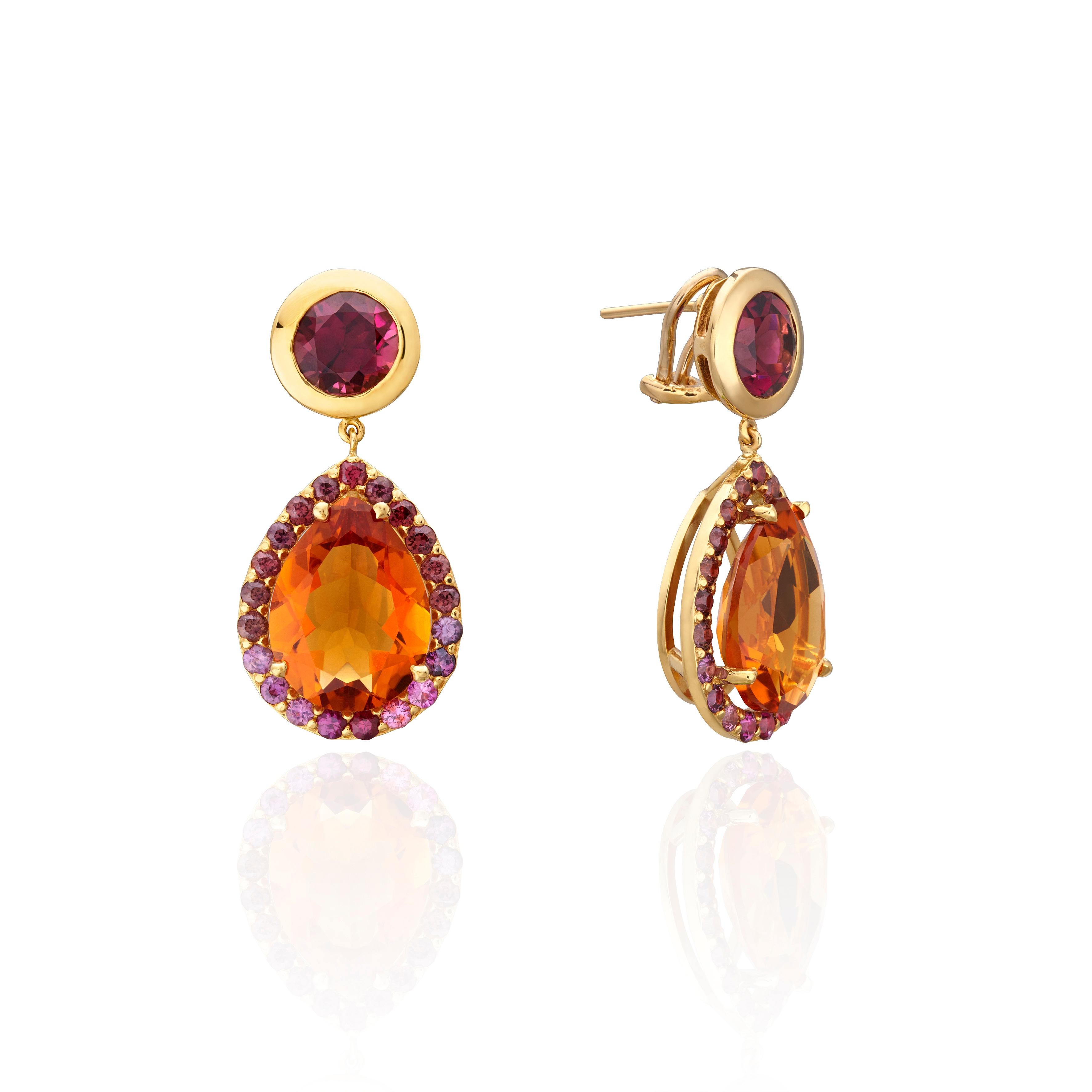 Moderne Boucles d'oreilles en goutte colorées à dos oméga en or 18 carats, citrine, rhodolite et saphirs roses en vente