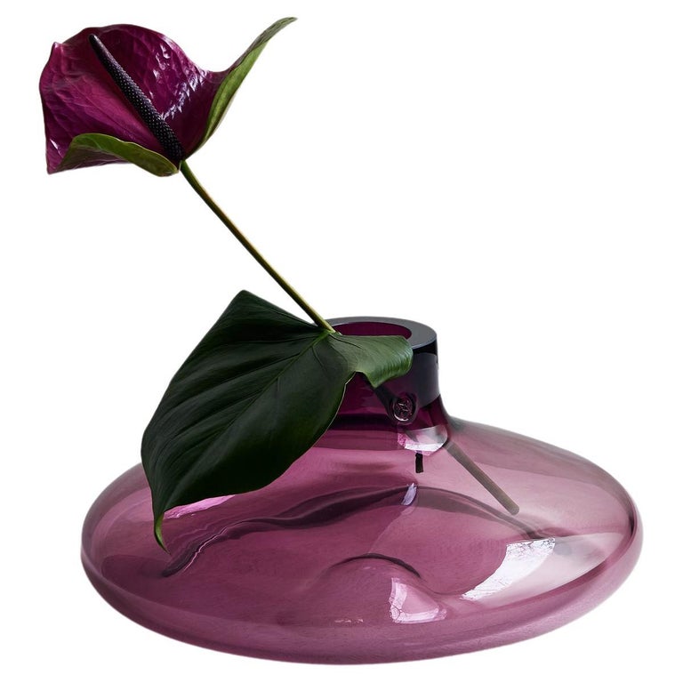 DROP Design Vase, Hand-Blown Murano Glass, Available in Different Colors, Size M For Sale