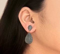 Orecchino a goccia con pavé di diamanti in argento 925 Orecchino con diamante fine Regalo per il giorno del matrimonio.