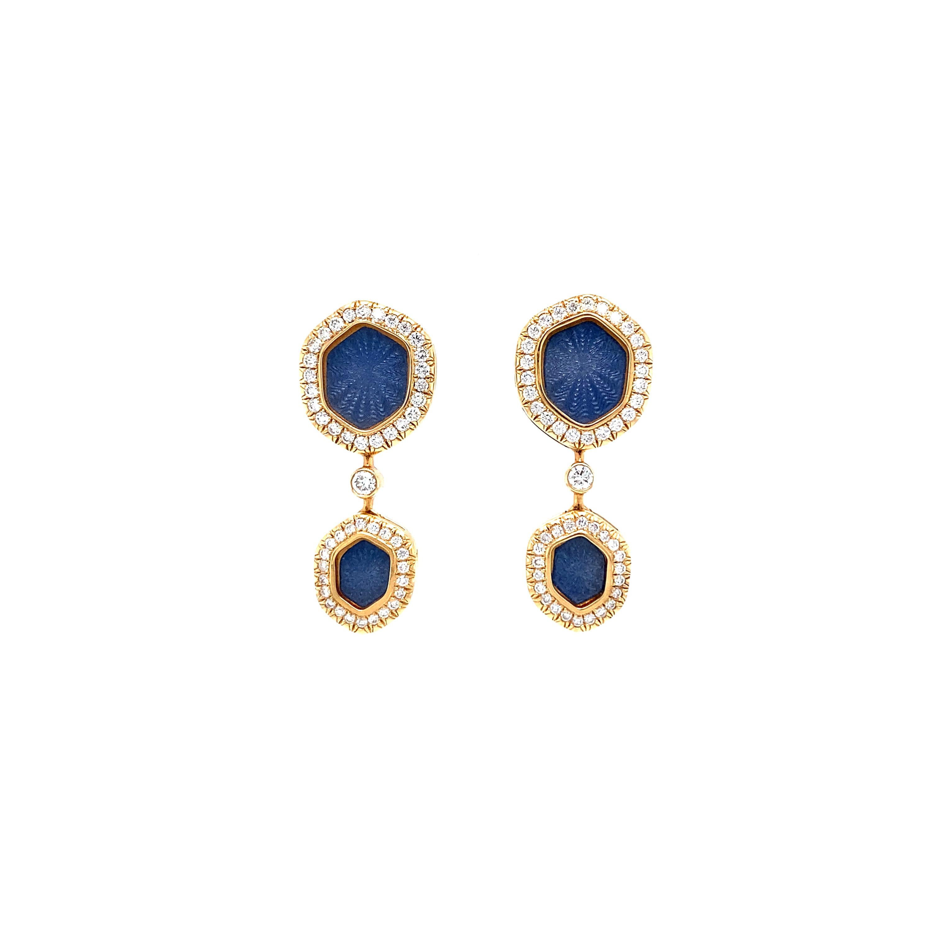 Orecchini a goccia in oro rosa 18k Smalto azzurro Guilloche 96 Diamanti 0,53 ct G VS in vendita 1