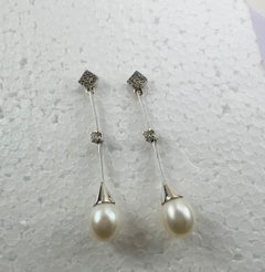 Drop Earrings Cultivated White Pearl in 18kt white Gold and   Pavé Diamonds