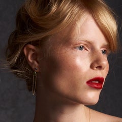 Drop Earrings in 18kt Yellow Gold with Iolite and Peridot with a Hanging Chain
