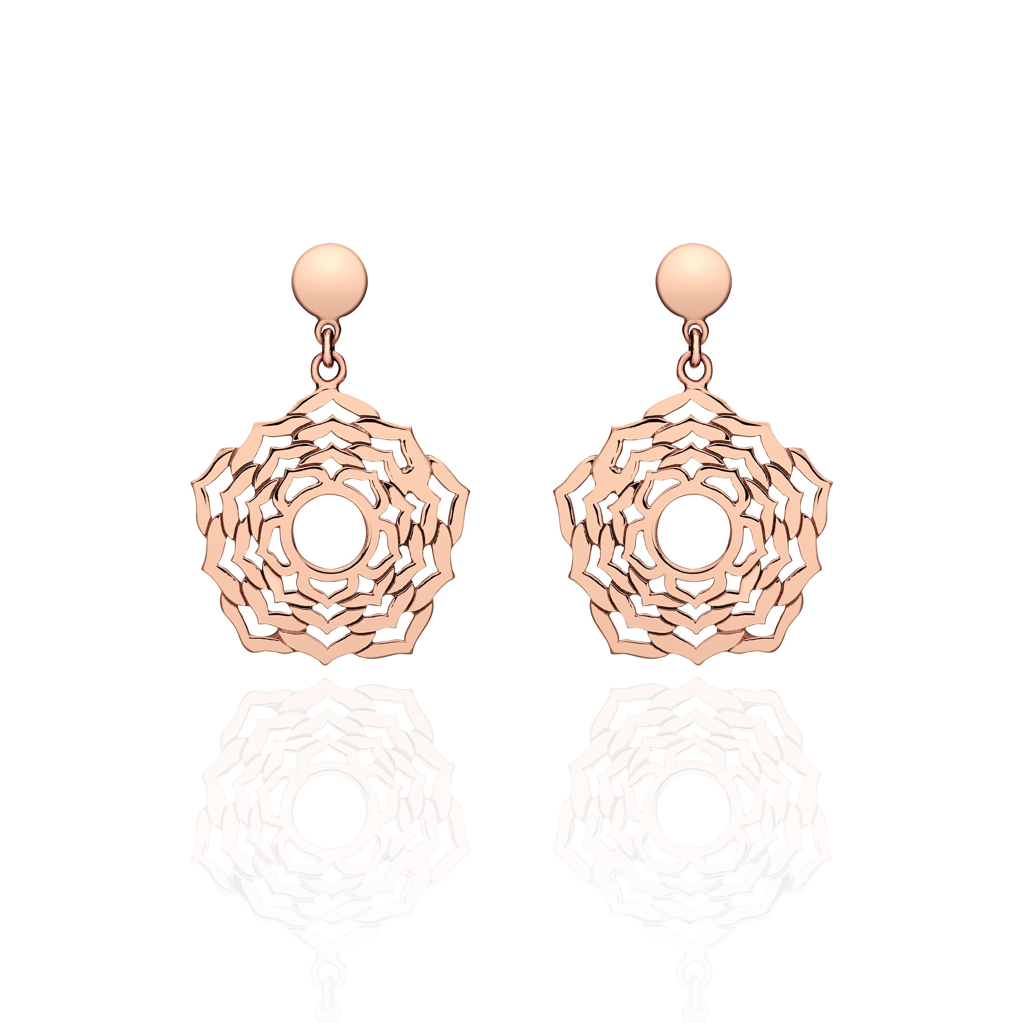 Boucles d'oreilles en goutte fabriquées à la main avec chakra en forme de couronne Sahasrara en or 14 carats, cadeau pour elle Neuf - En vente à Athens, GR