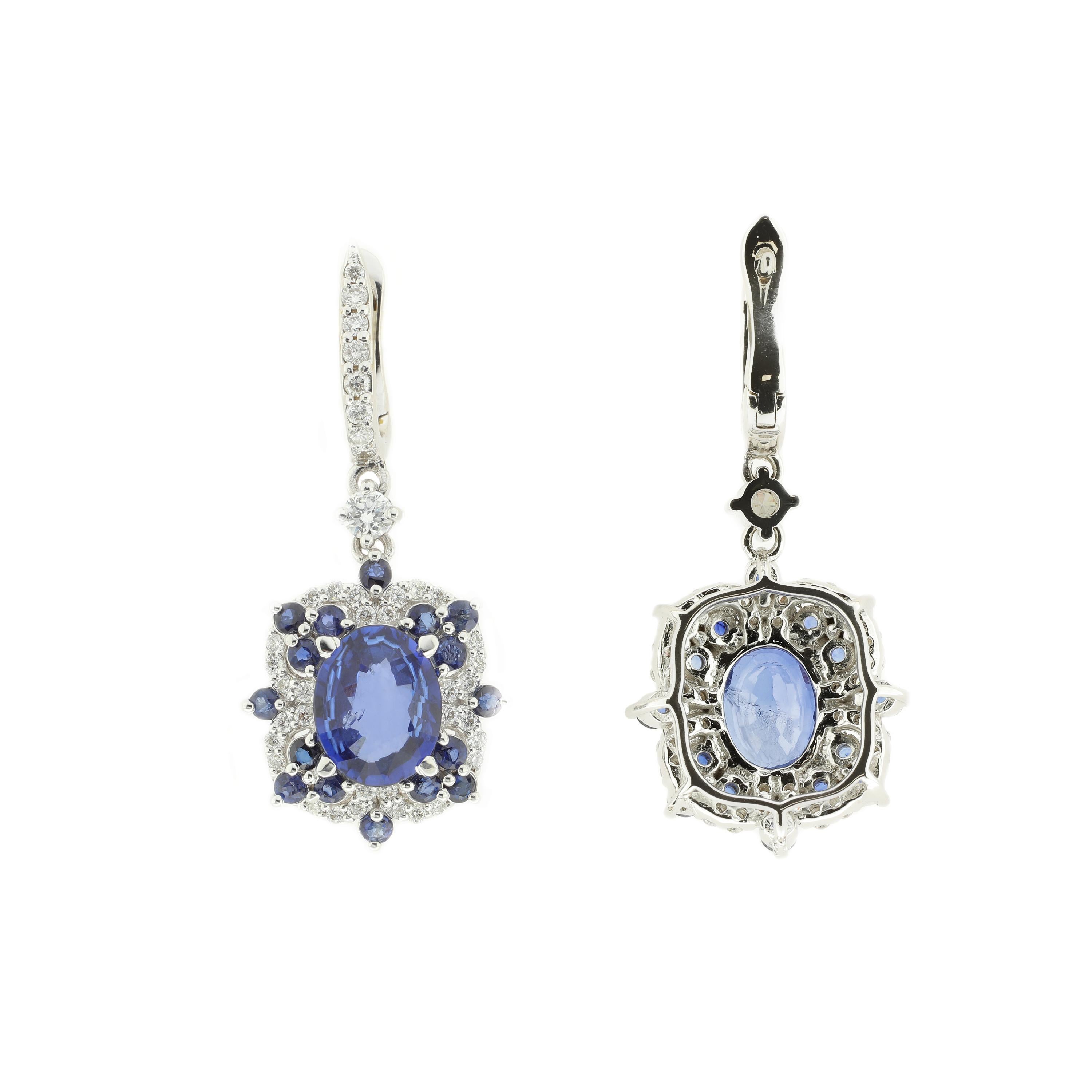 These hinge-backed, drop earrings are masterfully created entirely by hand from 18-karat white gold. They include white diamonds (rated G VS) and vibrant blue sapphires. We can just imagine them in a Duchess of Cambridge outfit.

The centre blue