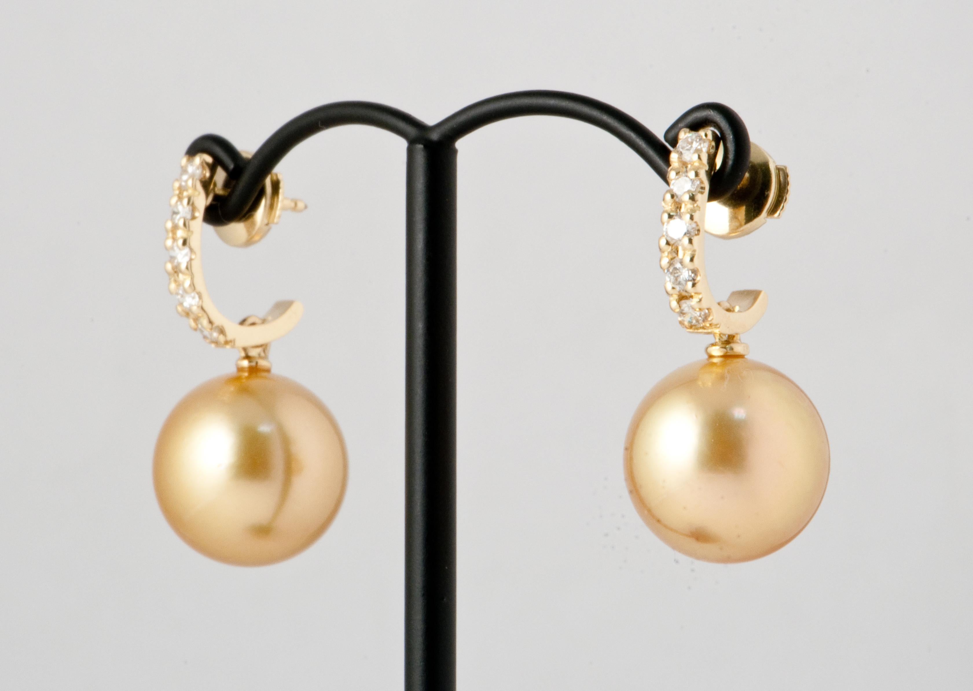 Ball Cut Drop Earrings South Sea Pearl White Diamonds Yellow Gold 18 Karat  For Sale