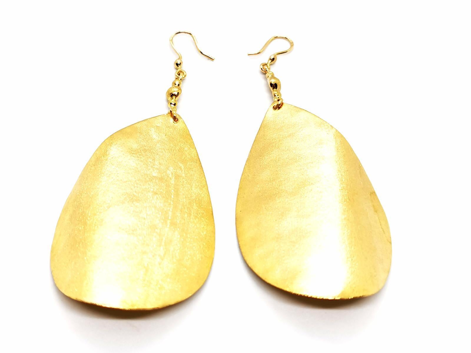 Drop Earrings Yellow Gold For Sale 4