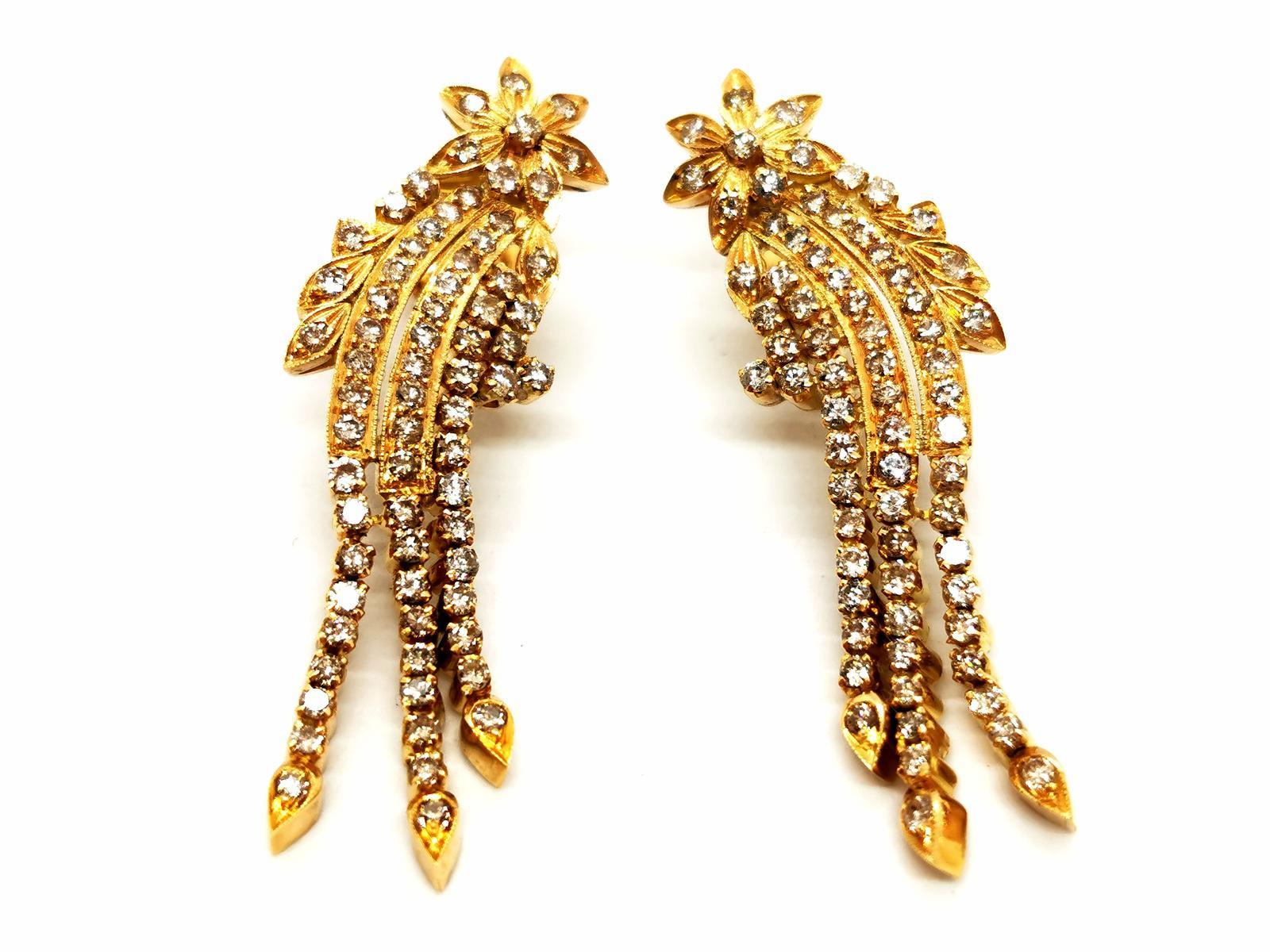 Drop Earrings Yellow Gold Diamond For Sale 1