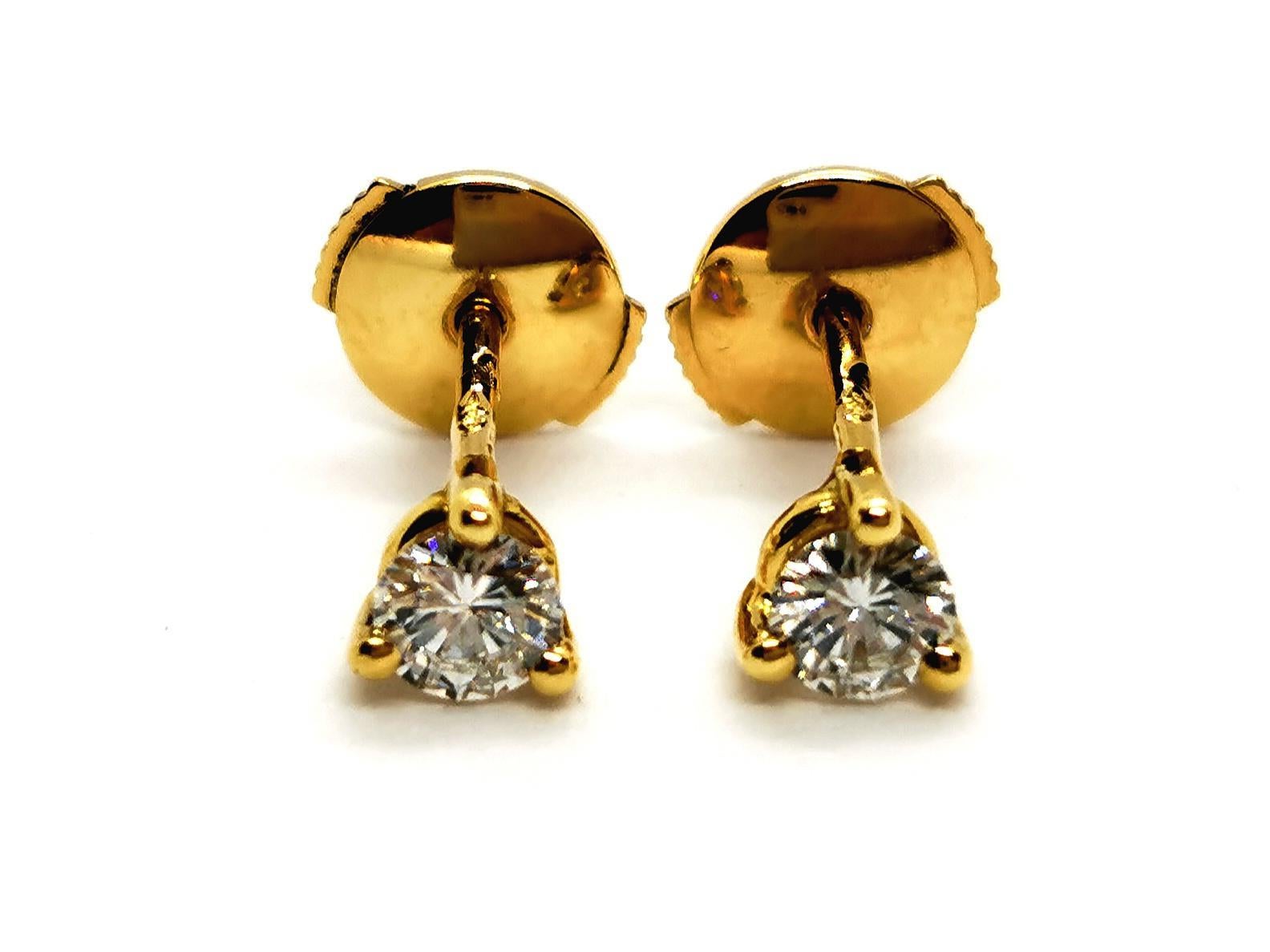 Drop Earrings Yellow Gold Diamond For Sale 2