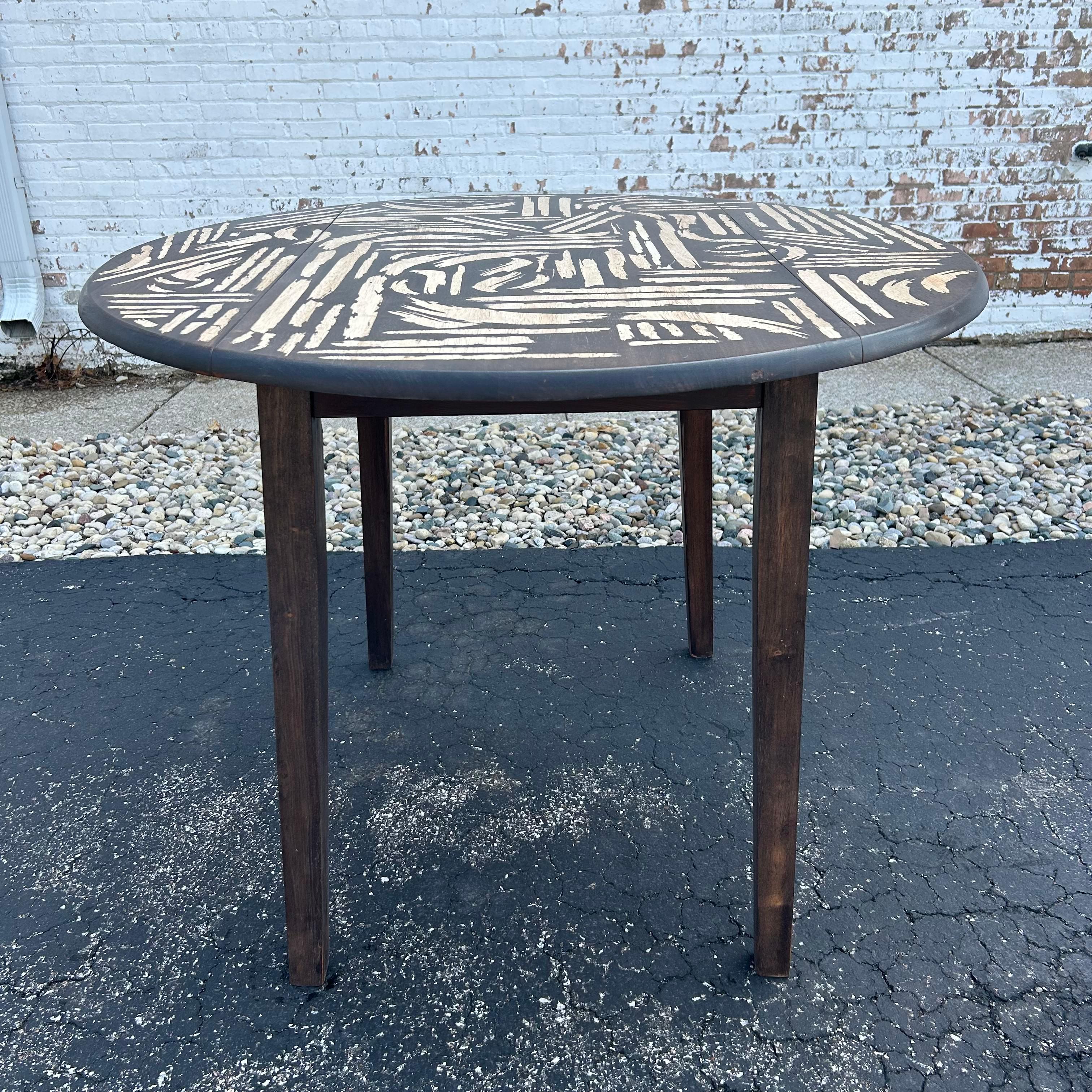 Drop Leaf Dining Table, Abstract Espresso and Natural Wood In Good Condition For Sale In Munster, IN
