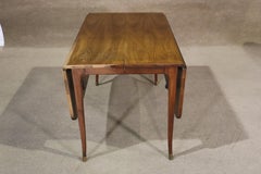 Drop Leaf Dining Table / Extra Leaves