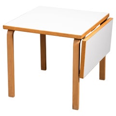 Table de salle à manger à feuilles tombantes Model DL82 par Alvar Aalto, Artek, Finlande, années 1960