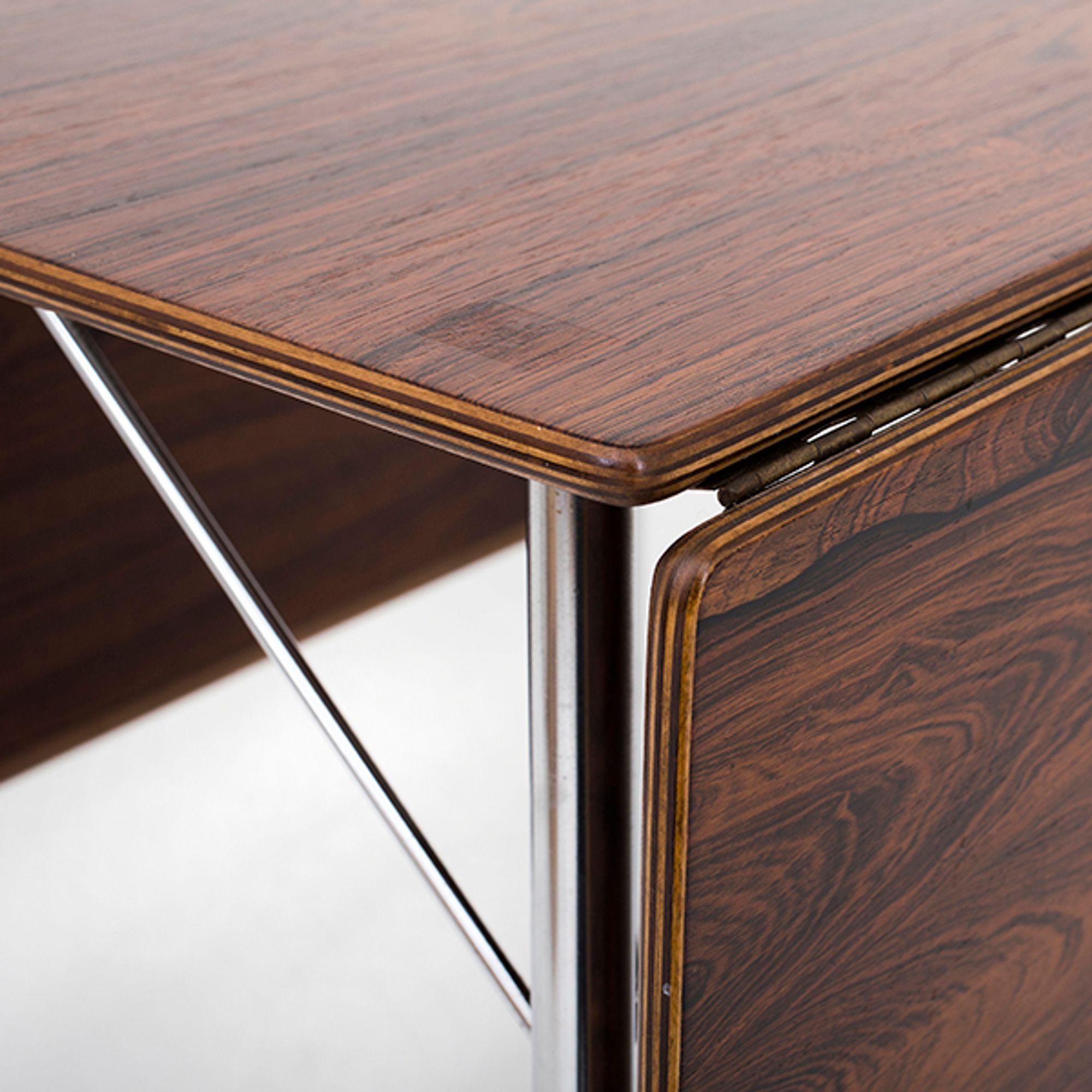 Ausziehbarer Tisch von Arne Jacobsen (Skandinavische Moderne) im Angebot
