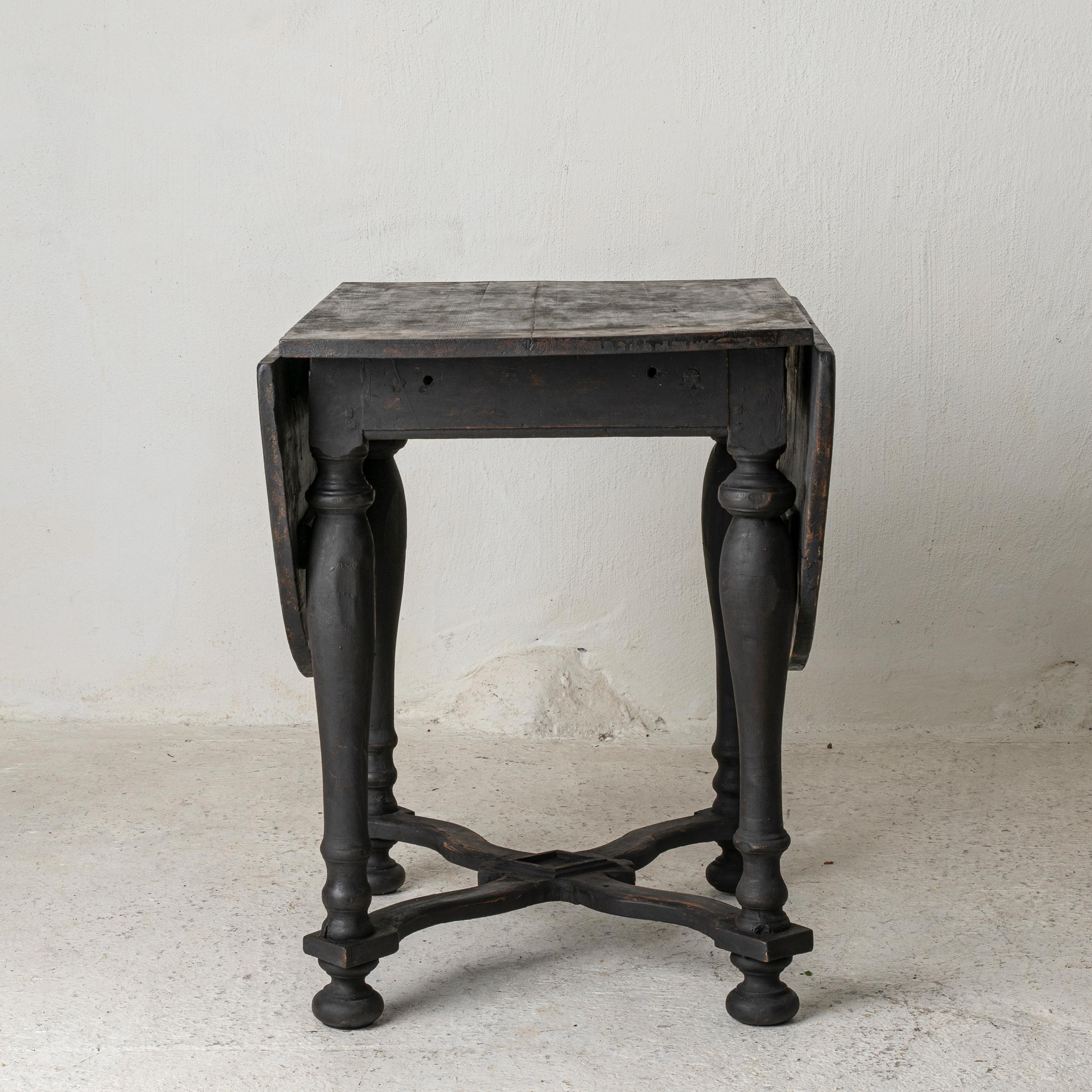 Ausziehbarer Klapptisch Barock Schweden (Schwedisch) im Angebot