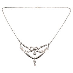Collier en platine et diamants