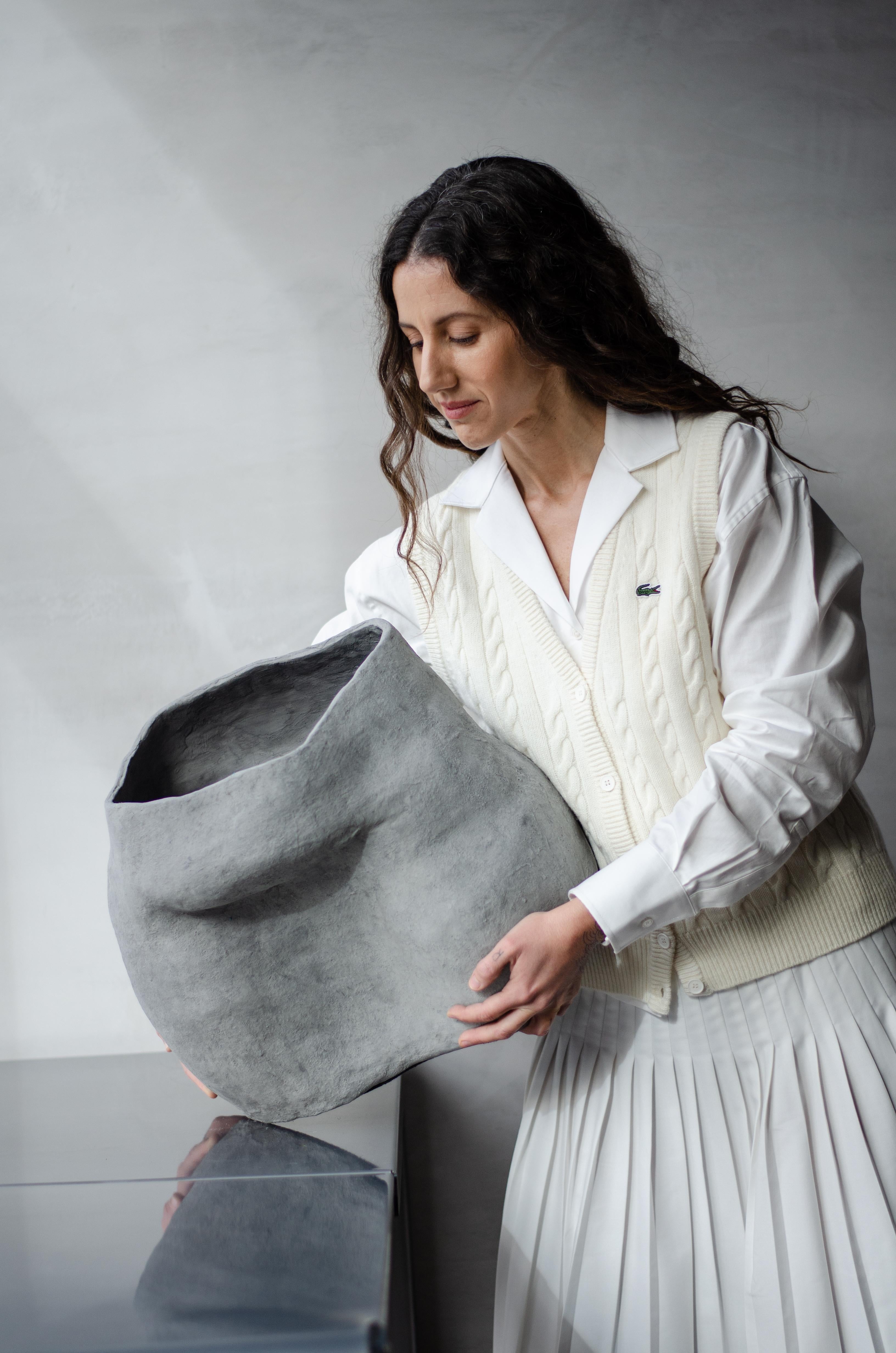 Argentino Vaso in gres Drop No. 1 di Studio A Cupla in vendita