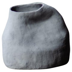 Vase Drop n° 2 en grès de Studio Cupla